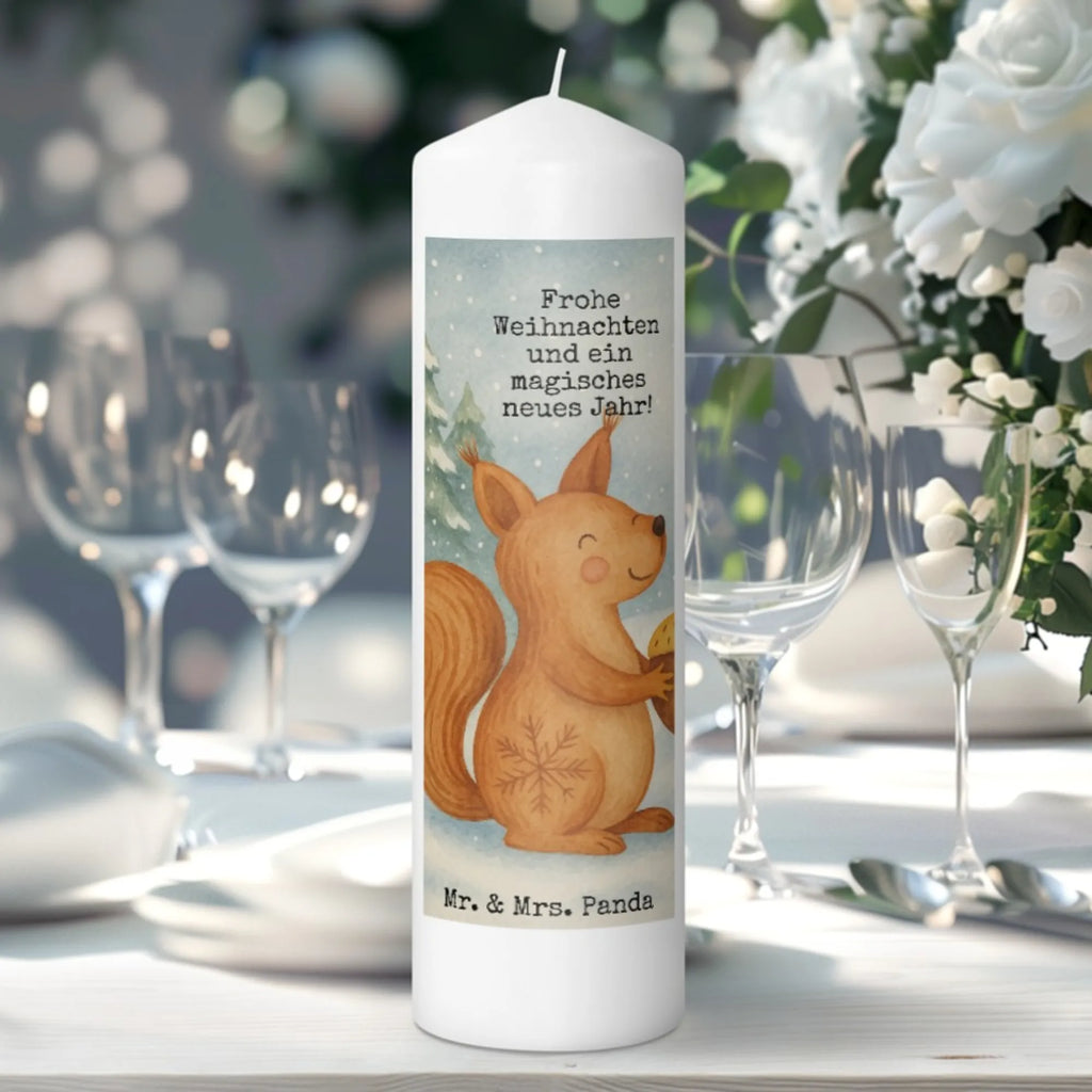 Kerze Eichhörnchen Weihnachten Design Gedenkkerze, Teelicht, Kerze Für Firmung, Tischkerze, Fair-Trade-Kerze, Kerze Für Kommunion, Gartenkerze, Stearin­kerze, Kerze Mit Prägung, Duftkerze, Glas-Kerze, Kerze Für Geburtstag, Trauerkerze, Streukerze, Dinnerkerze, Kerze Mit Duft, Handgegossene Kerze, Outdoor-Kerze, Metall-Kerze, Votivkerze, Kerze, Laternenkerze, Grablicht, Stumpenkerze, Kerze Mit Fotoeinleger, Kerze Für Weihnachten, Kerze Als Gastgeschenk, Handgemachte Kerze, Kerze Mit Motiv, Andachtskerze, Kerze Mit Gravur, Kerze Für Ostern, Blockkerze, Grabkerze, Kerze Mit Spruch, Kerze Für Taufe, Kerze Für Hochzeit, Sojawachskerze, Kerze Mit Namensgravur, Dinnerkerzenpaar, Stabkerze, Tafelkerze, Kerze Für Advent, Kerze Ohne Duft, Bio-Kerze, Stumpenkerzen-Set, Winter, Weihnachten, Weihnachtsdeko, Nikolaus, Advent, Heiligabend, Wintermotiv, Guten Rutsch, Frohe Weihnachten, Weihnachtsgruß, Frohes neues Jahr, Weihnachtsmotiv, Neujahr, Vogel
