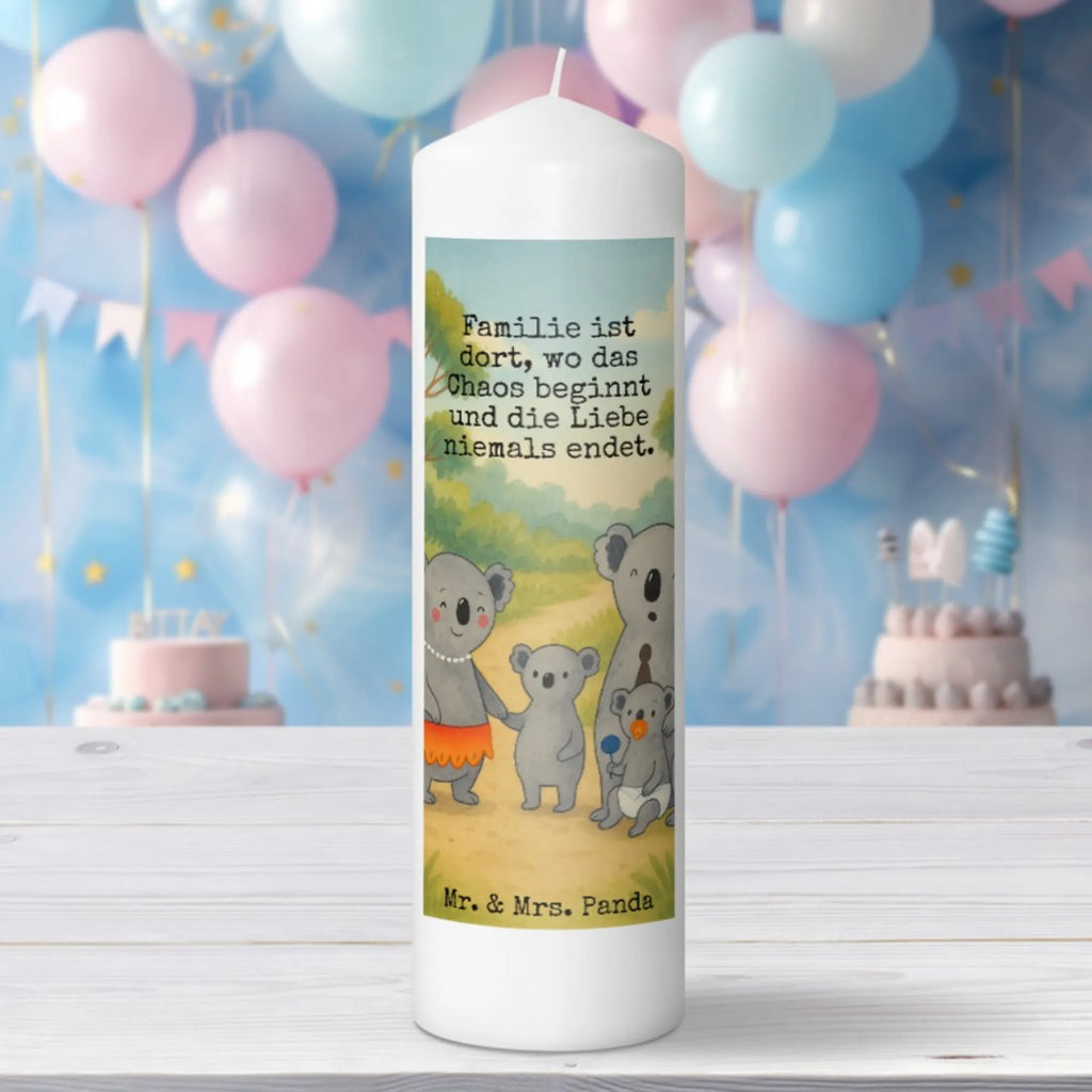 Kerze Koala Familie Design Metall-Kerze, Trauerkerze, Handgemachte Kerze, Blockkerze, Bio-Kerze, Kerze Ohne Duft, Kerze Für Firmung, Andachtskerze, Kerze Für Advent, Laternenkerze, Kerze, Kerze Mit Fotoeinleger, Kerze Für Geburtstag, Stearin­kerze, Stabkerze, Kerze Mit Spruch, Tischkerze, Kerze Mit Prägung, Kerze Mit Duft, Kerze Für Ostern, Kerze Mit Namensgravur, Kerze Als Gastgeschenk, Dinnerkerzenpaar, Dinnerkerze, Kerze Für Taufe, Stumpenkerze, Gartenkerze, Glas-Kerze, Kerze Für Weihnachten, Kerze Für Kommunion, Duftkerze, Kerze Für Hochzeit, Grabkerze, Tafelkerze, Stumpenkerzen-Set, Sojawachskerze, Handgegossene Kerze, Outdoor-Kerze, Streukerze, Gedenkkerze, Votivkerze, Kerze Mit Gravur, Kerze Mit Motiv, Fair-Trade-Kerze, Teelicht, Grablicht, Familie, Vatertag, Muttertag, Bruder, Schwester, Mama, Papa, Oma, Opa, Geschwister, Kinder, Family, Koala, Koalas, Familienleben