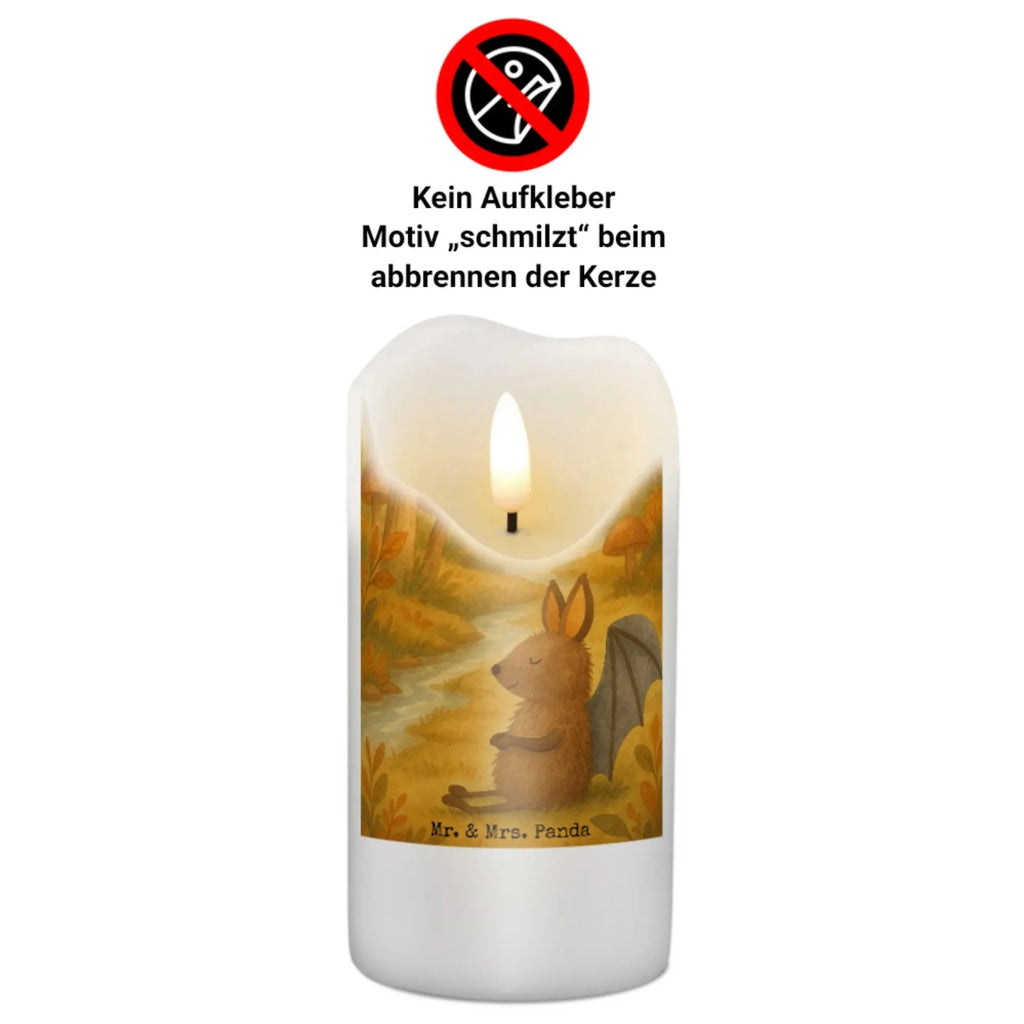 Kerze Fledermaus Sitzen Design Kerze Für Taufe, Kerze Mit Namensgravur, Kerze Für Kommunion, Kerze Für Geburtstag, Kerze Für Advent, Grabkerze, Kerze Mit Spruch, Gedenkkerze, Trauerkerze, Andachtskerze, Streukerze, Dinnerkerze, Kerze Für Weihnachten, Kerze, Blockkerze, Kerze Mit Fotoeinleger, Tischkerze, Tafelkerze, Handgemachte Kerze, Gartenkerze, Kerze Mit Motiv, Bio-Kerze, Metall-Kerze, Kerze Ohne Duft, Kerze Für Hochzeit, Kerze Als Gastgeschenk, Kerze Mit Duft, Stumpenkerze, Dinnerkerzenpaar, Kerze Für Ostern, Kerze Mit Prägung, Laternenkerze, Kerze Für Firmung, Teelicht, Kerze Mit Gravur, Handgegossene Kerze, Outdoor-Kerze, Stabkerze, Votivkerze, Duftkerze, Fair-Trade-Kerze, Stearin­kerze, Glas-Kerze, Sojawachskerze, Stumpenkerzen-Set, Grablicht, Tiermotive, Gute Laune, lustige Sprüche, Tiere, Fledermäuse, entspannen, Motivation, Fledermaus