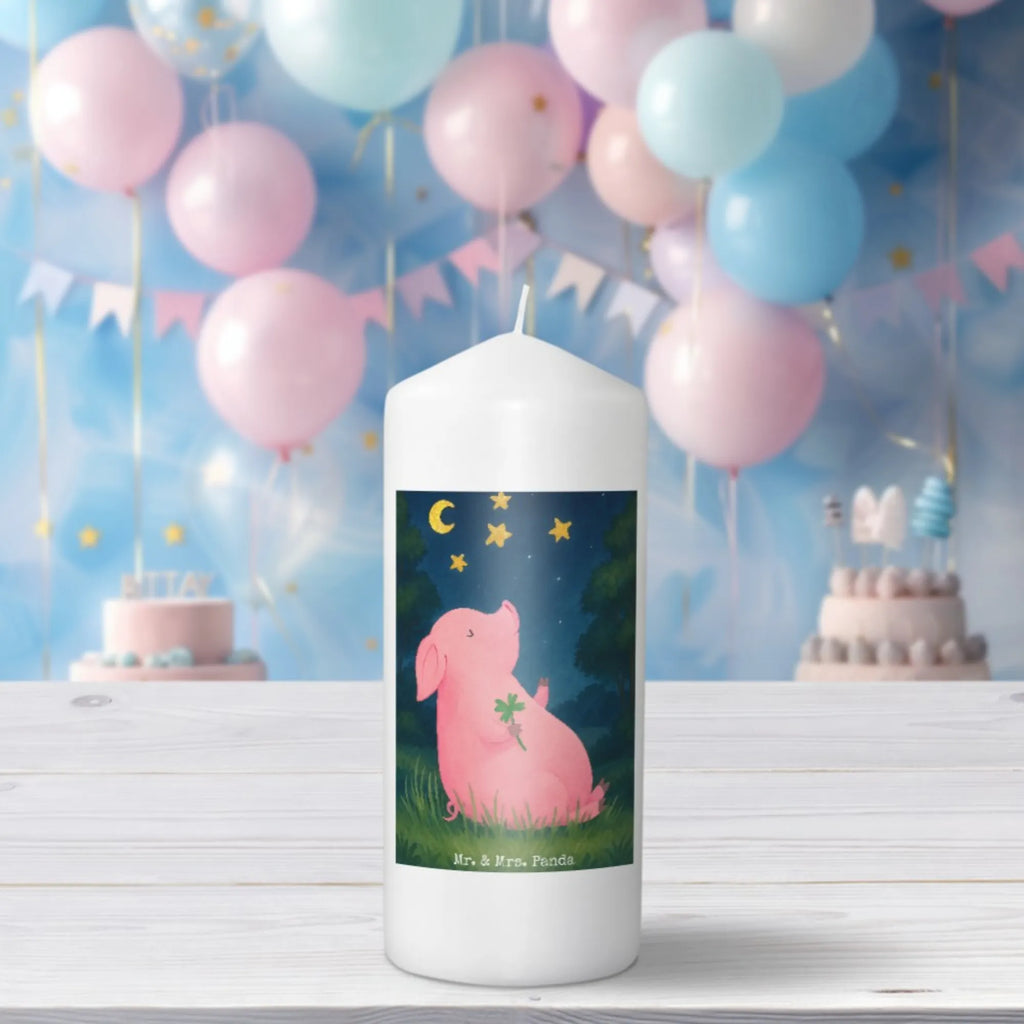 Kerze Schwein Glück Design Kerze Für Weihnachten, Kerze Mit Duft, Fair-Trade-Kerze, Dinnerkerze, Tischkerze, Kerze, Kerze Ohne Duft, Duftkerze, Metall-Kerze, Stabkerze, Sojawachskerze, Kerze Für Kommunion, Blockkerze, Kerze Mit Fotoeinleger, Kerze Für Hochzeit, Handgegossene Kerze, Trauerkerze, Kerze Für Geburtstag, Glas-Kerze, Grabkerze, Kerze Mit Gravur, Tafelkerze, Kerze Für Advent, Kerze Als Gastgeschenk, Kerze Für Ostern, Kerze Mit Namensgravur, Votivkerze, Kerze Mit Spruch, Stumpenkerze, Bio-Kerze, Handgemachte Kerze, Andachtskerze, Gedenkkerze, Kerze Für Firmung, Teelicht, Kerze Mit Motiv, Grablicht, Dinnerkerzenpaar, Laternenkerze, Stearin­kerze, Gartenkerze, Streukerze, Outdoor-Kerze, Kerze Mit Prägung, Stumpenkerzen-Set, Kerze Für Taufe, Tiermotive, Gute Laune, lustige Sprüche, Tiere, Ziele, Glücksschwein. Glück, Träume, Schwein, Sterne, Schweinchen, Sernchen, Glücksbringer, Motivation