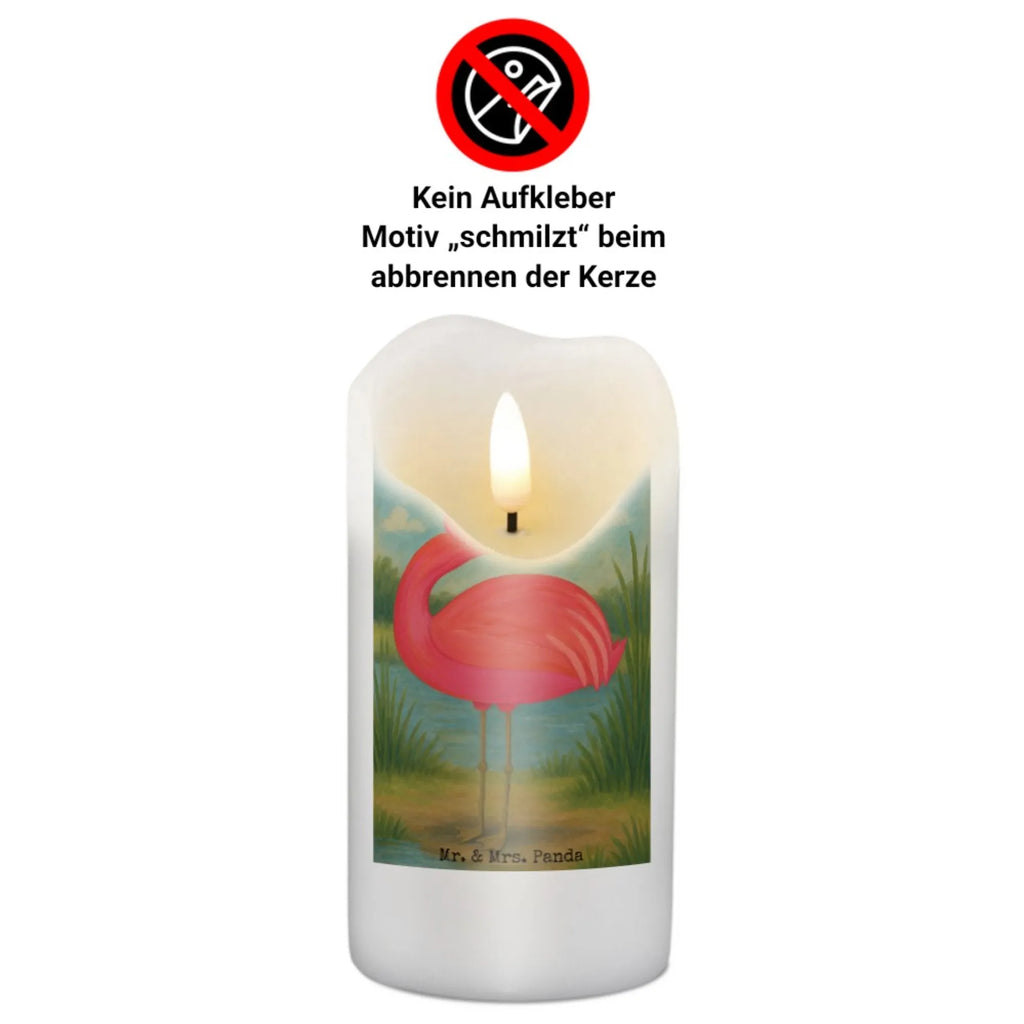 Kerze Flamingo Stolz Design Kerze Mit Namensgravur, Blockkerze, Kerze Für Weihnachten, Gedenkkerze, Kerze Für Advent, Kerze Mit Duft, Kerze Für Geburtstag, Kerze Mit Fotoeinleger, Gartenkerze, Metall-Kerze, Kerze Mit Gravur, Glas-Kerze, Kerze Für Firmung, Votivkerze, Kerze Mit Prägung, Fair-Trade-Kerze, Dinnerkerze, Kerze, Handgegossene Kerze, Kerze Für Kommunion, Handgemachte Kerze, Outdoor-Kerze, Stearin­kerze, Tafelkerze, Teelicht, Duftkerze, Grabkerze, Grablicht, Dinnerkerzenpaar, Kerze Für Ostern, Kerze Mit Spruch, Laternenkerze, Bio-Kerze, Kerze Als Gastgeschenk, Trauerkerze, Andachtskerze, Stabkerze, Streukerze, Kerze Für Taufe, Kerze Ohne Duft, Kerze Für Hochzeit, Kerze Mit Motiv, Sojawachskerze, Stumpenkerzen-Set, Stumpenkerze, Tischkerze, Flamingo, stolz, Mama, beste Freundin, Tochter, Freundin, Selbstakzeptanz, Selbstliebe, Schwester, Freude