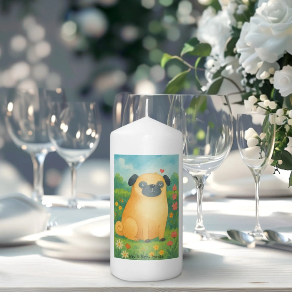 Candle Pug Design Grablicht, Andachtskerze, Kerze Mit Namensgravur, Kerze Für Ostern, Blockkerze, Dinnerkerze, Kerze Als Gastgeschenk, Streukerze, Stumpenkerzen-Set, Stumpenkerze, Sojawachskerze, Laternenkerze, Gartenkerze, Bio-Kerze, Kerze, Outdoor-Kerze, Kerze Für Advent, Handgegossene Kerze, Kerze Ohne Duft, Kerze Mit Fotoeinleger, Kerze Mit Duft, Votivkerze, Metall-Kerze, Kerze Mit Motiv, Stearin­kerze, Tischkerze, Kerze Für Taufe, Tafelkerze, Glas-Kerze, Kerze Für Hochzeit, Duftkerze, Dinnerkerzenpaar, Kerze Für Weihnachten, Kerze Mit Gravur, Kerze Für Firmung, Gedenkkerze, Stabkerze, Kerze Für Kommunion, Teelicht, Handgemachte Kerze, Kerze Mit Spruch, Trauerkerze, Kerze Mit Prägung, Fair-Trade-Kerze, Grabkerze, Kerze Für Geburtstag, Hund, Hundemotiv, Haustier, Hunderasse, Tierliebhaber, Hundebesitzer, Sprüche, Liebe, Mops, Hundeliebe