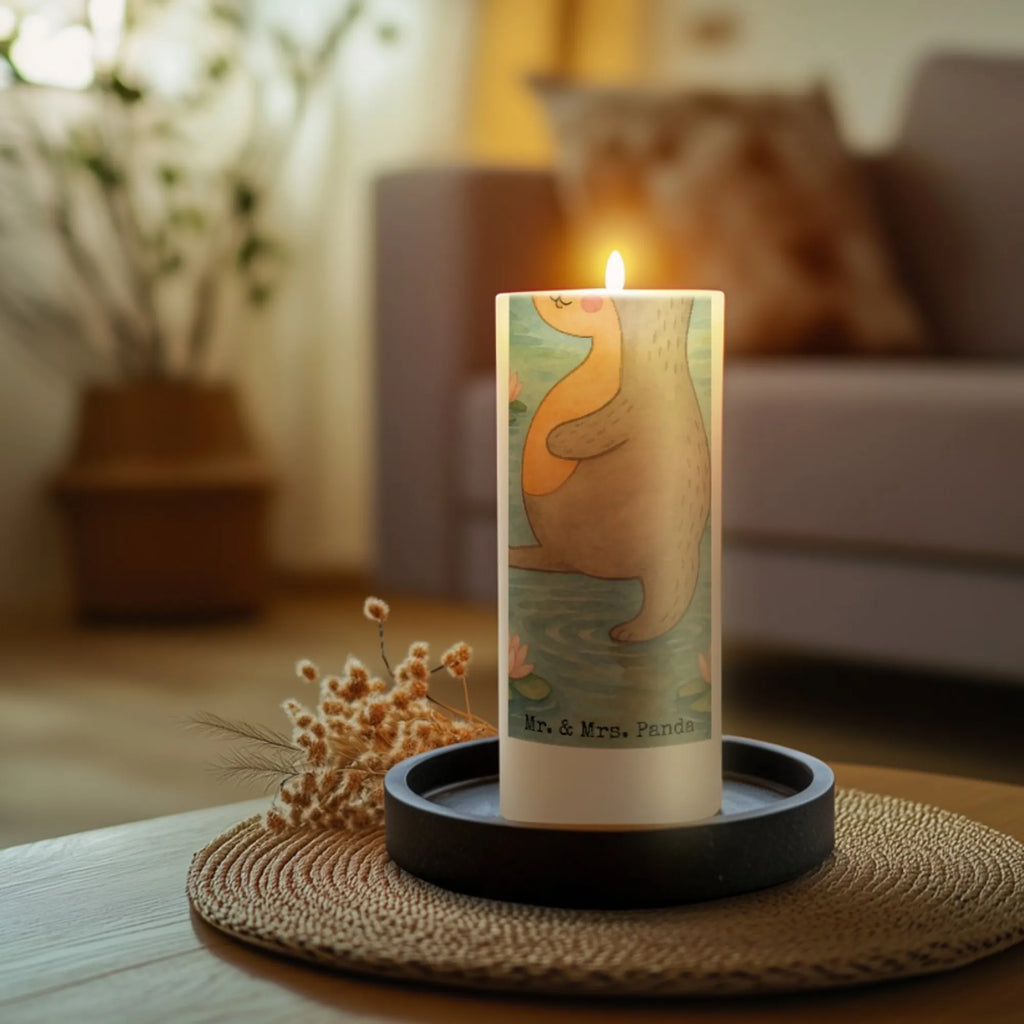 Candle otter Belly Design Handgegossene Kerze, Stearin­kerze, Handgemachte Kerze, Tischkerze, Kerze Mit Spruch, Fair-Trade-Kerze, Streukerze, Kerze Mit Namensgravur, Trauerkerze, Metall-Kerze, Kerze Für Advent, Gedenkkerze, Stumpenkerze, Stumpenkerzen-Set, Dinnerkerze, Gartenkerze, Kerze Mit Fotoeinleger, Teelicht, Kerze Für Geburtstag, Grabkerze, Kerze Ohne Duft, Kerze Für Kommunion, Blockkerze, Kerze Als Gastgeschenk, Outdoor-Kerze, Kerze Mit Gravur, Sojawachskerze, Bio-Kerze, Votivkerze, Kerze Mit Prägung, Kerze Mit Duft, Kerze Für Taufe, Tafelkerze, Kerze Für Hochzeit, Andachtskerze, Kerze, Kerze Für Weihnachten, Duftkerze, Kerze Für Ostern, Kerze Mit Motiv, Glas-Kerze, Dinnerkerzenpaar, Laternenkerze, Grablicht, Stabkerze, Kerze Für Firmung, Otter, Fischotter, Seeotter, Otter Seeotter See Otter