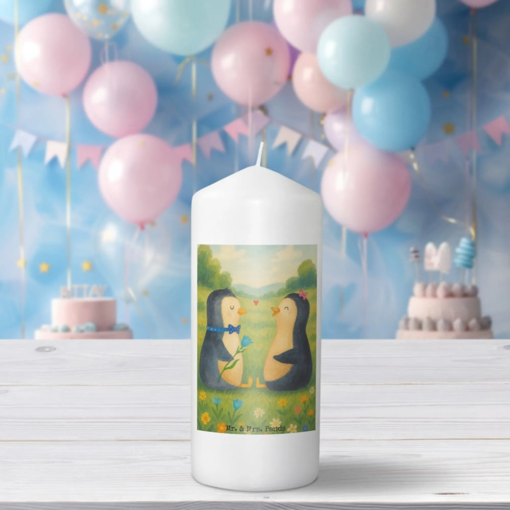 Kerze Pinguin Pärchen Design Tafelkerze, Kerze Mit Duft, Blockkerze, Glas-Kerze, Outdoor-Kerze, Dinnerkerzenpaar, Teelicht, Stumpenkerze, Votivkerze, Bio-Kerze, Handgegossene Kerze, Handgemachte Kerze, Kerze Mit Spruch, Kerze Für Advent, Kerze Für Ostern, Kerze Für Firmung, Kerze Mit Prägung, Stumpenkerzen-Set, Laternenkerze, Kerze Für Taufe, Stabkerze, Duftkerze, Sojawachskerze, Andachtskerze, Dinnerkerze, Kerze Mit Fotoeinleger, Kerze Für Weihnachten, Kerze Als Gastgeschenk, Gartenkerze, Fair-Trade-Kerze, Kerze Mit Namensgravur, Kerze Für Hochzeit, Kerze, Tischkerze, Streukerze, Grabkerze, Trauerkerze, Metall-Kerze, Kerze Für Kommunion, Grablicht, Kerze Mit Gravur, Stearin­kerze, Kerze Ohne Duft, Kerze Für Geburtstag, Kerze Mit Motiv, Gedenkkerze, Pinguin, Liebesgeschenk, Hochzeitsgeschenk, große Liebe, Liebe, Liebespaar, Traumpaar, Hochzeit, Liebesbeweis, Verlobung, Hochzeitstag, Jahrestag, Pinguine