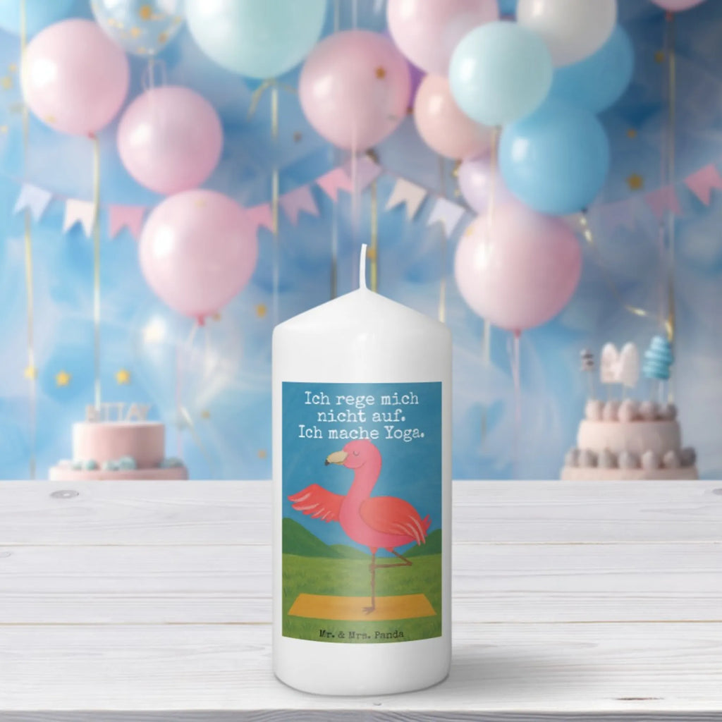 Kerze Flamingo Yoga Design Stumpenkerzen-Set, Kerze Für Taufe, Kerze, Kerze Mit Prägung, Kerze Für Hochzeit, Bio-Kerze, Grabkerze, Fair-Trade-Kerze, Kerze Ohne Duft, Handgegossene Kerze, Kerze Mit Namensgravur, Tischkerze, Blockkerze, Kerze Mit Duft, Sojawachskerze, Votivkerze, Streukerze, Laternenkerze, Dinnerkerze, Kerze Für Advent, Kerze Mit Fotoeinleger, Stabkerze, Gedenkkerze, Grablicht, Gartenkerze, Kerze Für Firmung, Kerze Für Geburtstag, Kerze Mit Gravur, Andachtskerze, Kerze Für Ostern, Handgemachte Kerze, Kerze Mit Spruch, Trauerkerze, Glas-Kerze, Kerze Für Weihnachten, Stearin­kerze, Kerze Als Gastgeschenk, Teelicht, Metall-Kerze, Stumpenkerze, Dinnerkerzenpaar, Tafelkerze, Kerze Für Kommunion, Kerze Mit Motiv, Duftkerze, Outdoor-Kerze, Flamingo, Yoga, Tiefenentspannung, Achtsamkeit, Aufregen, Ärger, Vogel, Entspannung, Yoga-Übung, Namaste