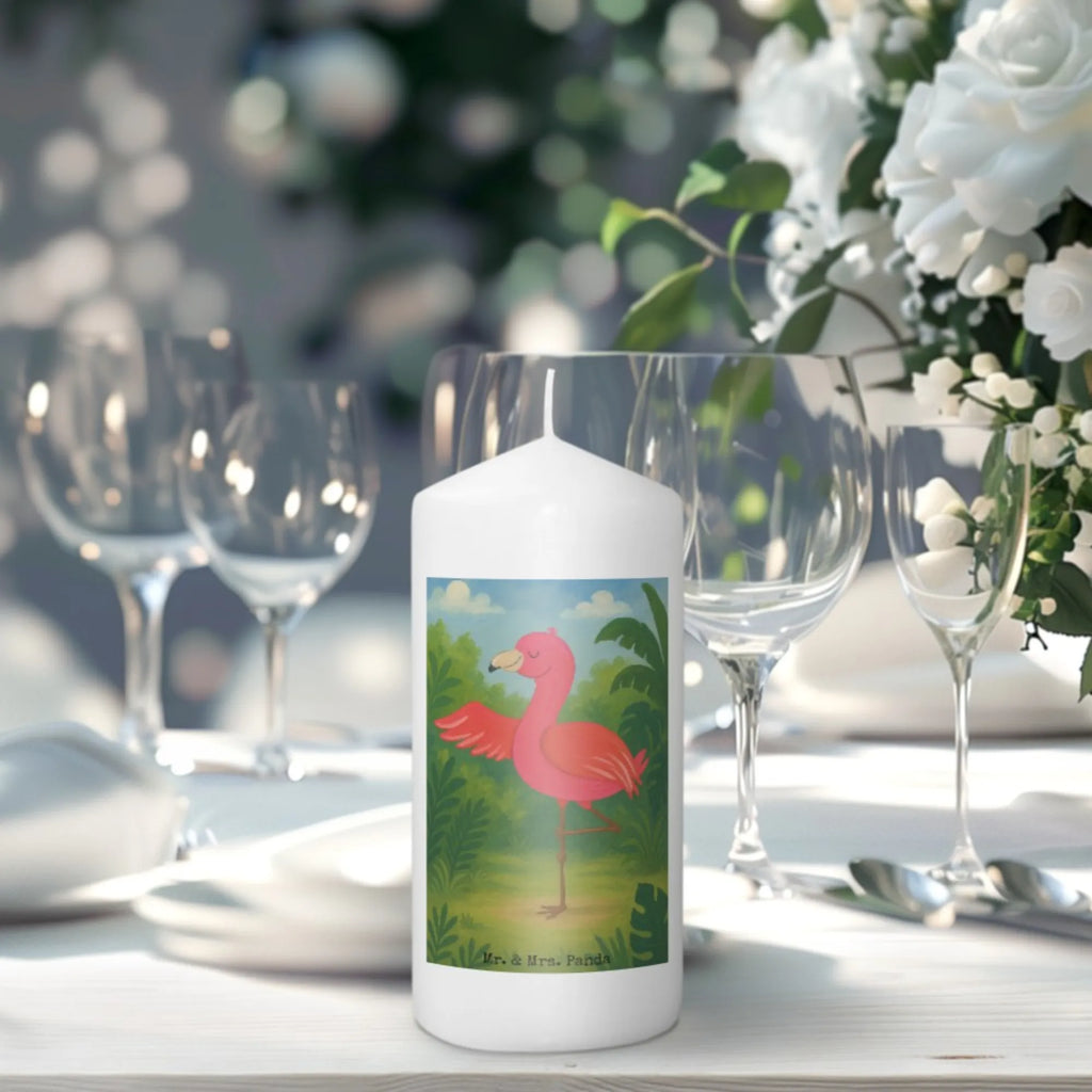 Kerze Flamingo Yoga Design Stumpenkerzen-Set, Kerze Für Taufe, Kerze, Kerze Mit Prägung, Kerze Für Hochzeit, Bio-Kerze, Grabkerze, Fair-Trade-Kerze, Kerze Ohne Duft, Handgegossene Kerze, Kerze Mit Namensgravur, Tischkerze, Blockkerze, Kerze Mit Duft, Sojawachskerze, Votivkerze, Streukerze, Laternenkerze, Dinnerkerze, Kerze Für Advent, Kerze Mit Fotoeinleger, Stabkerze, Gedenkkerze, Grablicht, Gartenkerze, Kerze Für Firmung, Kerze Für Geburtstag, Kerze Mit Gravur, Andachtskerze, Kerze Für Ostern, Handgemachte Kerze, Kerze Mit Spruch, Trauerkerze, Glas-Kerze, Kerze Für Weihnachten, Stearin­kerze, Kerze Als Gastgeschenk, Teelicht, Metall-Kerze, Stumpenkerze, Dinnerkerzenpaar, Tafelkerze, Kerze Für Kommunion, Kerze Mit Motiv, Duftkerze, Outdoor-Kerze, Flamingo, Yoga, Tiefenentspannung, Achtsamkeit, Aufregen, Ärger, Vogel, Entspannung, Yoga-Übung, Namaste