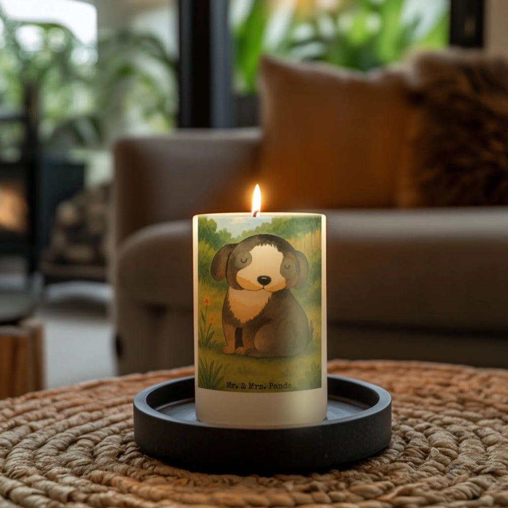 Kerze Hund Entspannen Design Gedenkkerze, Fair-Trade-Kerze, Tischkerze, Kerze Für Firmung, Kerze Mit Namensgravur, Kerze Mit Spruch, Votivkerze, Kerze Für Ostern, Kerze Ohne Duft, Kerze Für Hochzeit, Bio-Kerze, Dinnerkerze, Grabkerze, Stumpenkerzen-Set, Kerze, Kerze Mit Prägung, Kerze Für Taufe, Glas-Kerze, Kerze Mit Fotoeinleger, Laternenkerze, Stearin­kerze, Streukerze, Kerze Mit Gravur, Duftkerze, Kerze Für Advent, Kerze Für Weihnachten, Trauerkerze, Stabkerze, Handgemachte Kerze, Kerze Für Kommunion, Handgegossene Kerze, Sojawachskerze, Kerze Mit Motiv, Outdoor-Kerze, Stumpenkerze, Dinnerkerzenpaar, Kerze Als Gastgeschenk, Tafelkerze, Metall-Kerze, Kerze Für Geburtstag, Blockkerze, Grablicht, Andachtskerze, Teelicht, Gartenkerze, Kerze Mit Duft, Hund, Hundemotiv, Haustier, Hunderasse, Tierliebhaber, Hundebesitzer, Sprüche, Liebe, Hundeglück, schwarzer Hund, Hundeliebe