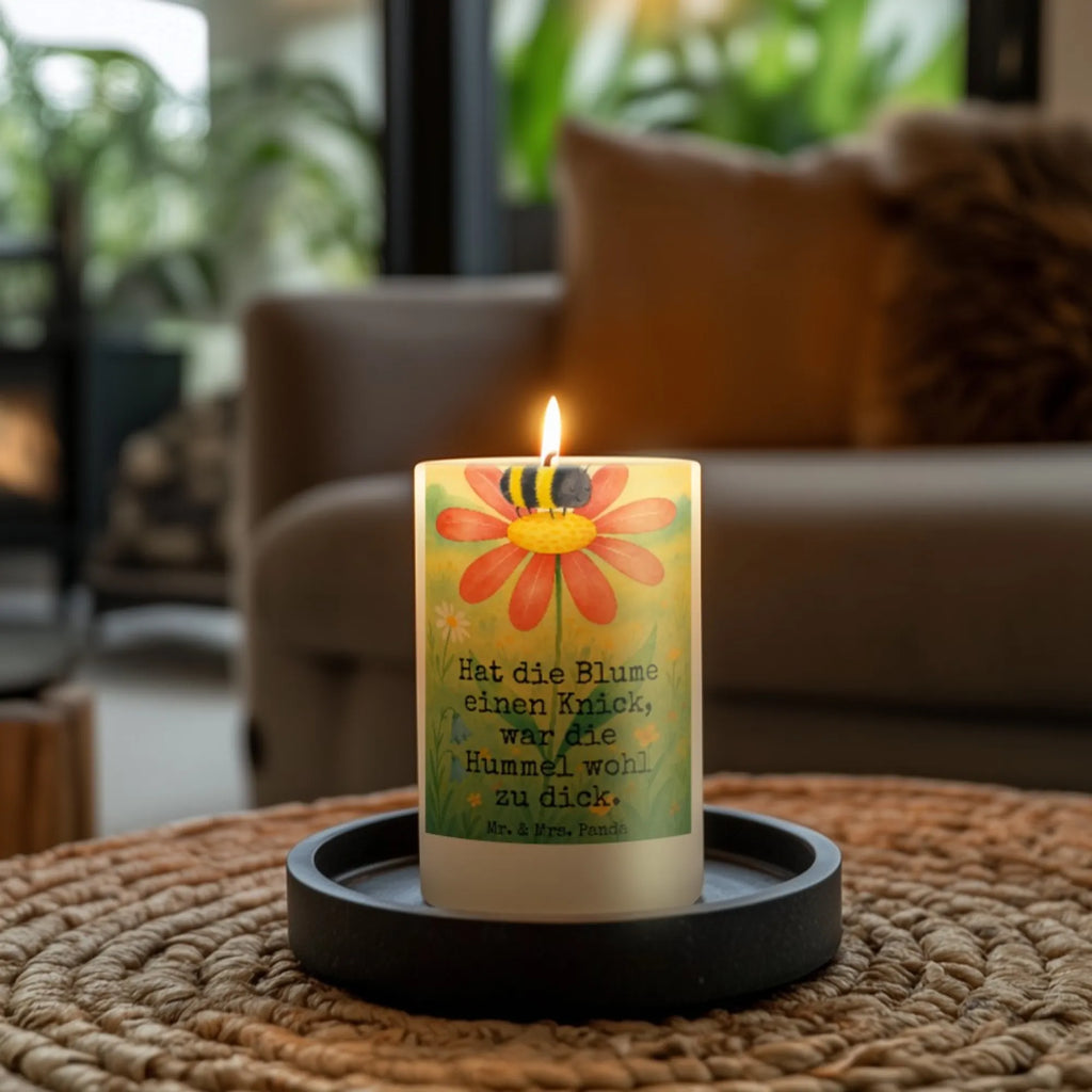Kerze Hummel Blume Design Kerze Mit Fotoeinleger, Stumpenkerze, Sojawachskerze, Grabkerze, Stearin­kerze, Duftkerze, Kerze Für Hochzeit, Outdoor-Kerze, Laternenkerze, Kerze Mit Prägung, Kerze Mit Motiv, Kerze Ohne Duft, Kerze Als Gastgeschenk, Bio-Kerze, Streukerze, Kerze Für Advent, Kerze Für Weihnachten, Glas-Kerze, Tischkerze, Blockkerze, Kerze Für Geburtstag, Kerze Für Taufe, Tafelkerze, Fair-Trade-Kerze, Andachtskerze, Grablicht, Stabkerze, Kerze, Kerze Mit Namensgravur, Kerze Mit Gravur, Handgegossene Kerze, Teelicht, Handgemachte Kerze, Votivkerze, Trauerkerze, Gartenkerze, Stumpenkerzen-Set, Kerze Für Firmung, Kerze Mit Duft, Kerze Mit Spruch, Gedenkkerze, Dinnerkerzenpaar, Kerze Für Ostern, Kerze Für Kommunion, Dinnerkerze, Metall-Kerze, Tiermotive, Gute Laune, lustige Sprüche, Tiere, Wespe, Biene, Hummel, Hummeln, Natur, Feld, Blume, Flauschig