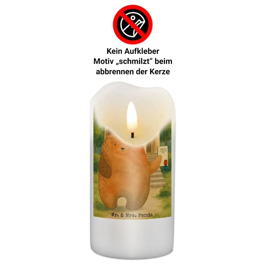 świeca Niedźwiedź Egzamin Design Kerze Für Taufe, Blockkerze, Stabkerze, Metall-Kerze, Stumpenkerze, Kerze Mit Gravur, Kerze Für Ostern, Tischkerze, Kerze Mit Prägung, Sojawachskerze, Bio-Kerze, Tafelkerze, Stearin­kerze, Kerze, Andachtskerze, Duftkerze, Votivkerze, Teelicht, Gartenkerze, Fair-Trade-Kerze, Kerze Mit Spruch, Glas-Kerze, Kerze Für Hochzeit, Kerze Als Gastgeschenk, Grabkerze, Stumpenkerzen-Set, Laternenkerze, Kerze Für Weihnachten, Kerze Für Firmung, Kerze Mit Duft, Kerze Für Geburtstag, Kerze Mit Motiv, Grablicht, Streukerze, Kerze Mit Fotoeinleger, Kerze Für Advent, Dinnerkerzenpaar, Handgemachte Kerze, Gedenkkerze, Kerze Für Kommunion, Dinnerkerze, Handgegossene Kerze, Kerze Mit Namensgravur, Kerze Ohne Duft, Trauerkerze, Outdoor-Kerze, Bär, Teddy, Teddybär, Zeugnis, Prüfungen, Abschluss, Abschlusszeugnis, Abitur, Prüfung bestanden