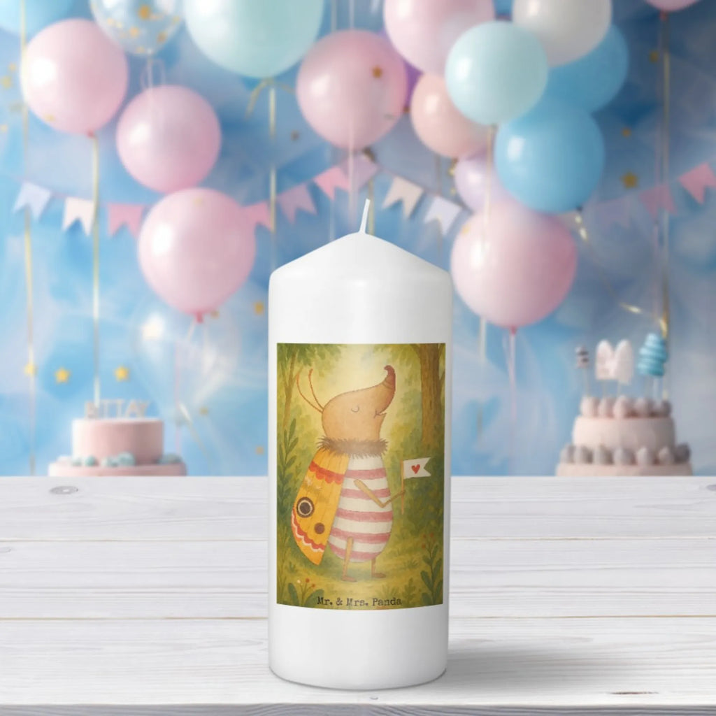 Kerze Nachtfalter Fähnchen Design Kerze Mit Fotoeinleger, Handgemachte Kerze, Trauerkerze, Stumpenkerzen-Set, Andachtskerze, Tafelkerze, Kerze Mit Motiv, Kerze Für Kommunion, Sojawachskerze, Kerze Für Ostern, Gartenkerze, Kerze, Teelicht, Outdoor-Kerze, Kerze Als Gastgeschenk, Metall-Kerze, Kerze Für Geburtstag, Fair-Trade-Kerze, Kerze Für Weihnachten, Kerze Für Advent, Glas-Kerze, Grablicht, Blockkerze, Kerze Mit Prägung, Laternenkerze, Kerze Für Taufe, Kerze Mit Spruch, Votivkerze, Kerze Mit Duft, Handgegossene Kerze, Stabkerze, Kerze Für Firmung, Stearin­kerze, Kerze Ohne Duft, Stumpenkerze, Bio-Kerze, Kerze Mit Namensgravur, Kerze Mit Gravur, Grabkerze, Kerze Für Hochzeit, Duftkerze, Dinnerkerzenpaar, Streukerze, Dinnerkerze, Gedenkkerze, Tischkerze, Tiermotive, Gute Laune, lustige Sprüche, Tiere, Spruch lustig, Spruch witzig, Nachtfalter, süß, niedlich, Küche Deko, Was kostet die Welt, Käfer