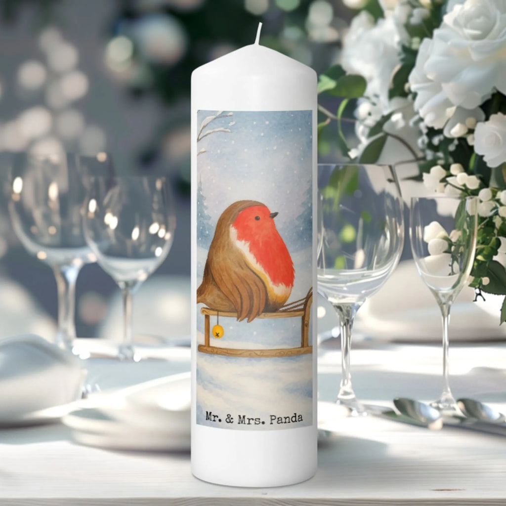 Kerze Rotkehlchen Schlitten Design Kerze Ohne Duft, Kerze, Kerze Für Geburtstag, Grabkerze, Tischkerze, Kerze Für Taufe, Fair-Trade-Kerze, Kerze Mit Namensgravur, Dinnerkerzenpaar, Stearin­kerze, Teelicht, Streukerze, Kerze Als Gastgeschenk, Kerze Mit Spruch, Kerze Für Firmung, Kerze Für Hochzeit, Kerze Für Kommunion, Kerze Mit Fotoeinleger, Grablicht, Votivkerze, Glas-Kerze, Duftkerze, Stumpenkerze, Laternenkerze, Handgegossene Kerze, Stumpenkerzen-Set, Kerze Mit Duft, Handgemachte Kerze, Kerze Mit Motiv, Tafelkerze, Stabkerze, Blockkerze, Outdoor-Kerze, Kerze Für Weihnachten, Kerze Für Advent, Metall-Kerze, Gartenkerze, Andachtskerze, Kerze Für Ostern, Dinnerkerze, Trauerkerze, Sojawachskerze, Kerze Mit Gravur, Gedenkkerze, Kerze Mit Prägung, Bio-Kerze, Winter, Weihnachten, Weihnachtsdeko, Nikolaus, Advent, Heiligabend, Wintermotiv, Vogel, Schlitten