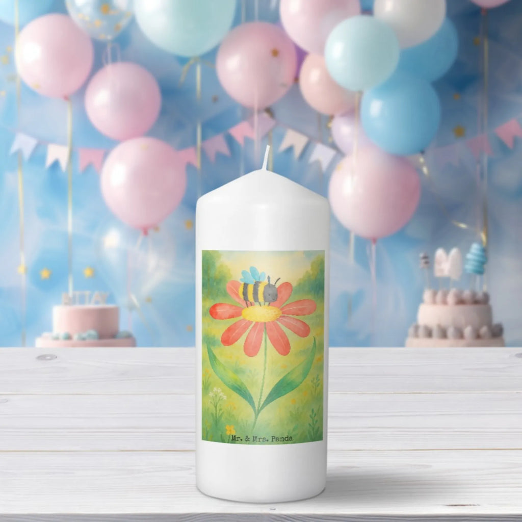 Kerze Hummel Blume Design Kerze Mit Fotoeinleger, Stumpenkerze, Sojawachskerze, Grabkerze, Stearin­kerze, Duftkerze, Kerze Für Hochzeit, Outdoor-Kerze, Laternenkerze, Kerze Mit Prägung, Kerze Mit Motiv, Kerze Ohne Duft, Kerze Als Gastgeschenk, Bio-Kerze, Streukerze, Kerze Für Advent, Kerze Für Weihnachten, Glas-Kerze, Tischkerze, Blockkerze, Kerze Für Geburtstag, Kerze Für Taufe, Tafelkerze, Fair-Trade-Kerze, Andachtskerze, Grablicht, Stabkerze, Kerze, Kerze Mit Namensgravur, Kerze Mit Gravur, Handgegossene Kerze, Teelicht, Handgemachte Kerze, Votivkerze, Trauerkerze, Gartenkerze, Stumpenkerzen-Set, Kerze Für Firmung, Kerze Mit Duft, Kerze Mit Spruch, Gedenkkerze, Dinnerkerzenpaar, Kerze Für Ostern, Kerze Für Kommunion, Dinnerkerze, Metall-Kerze, Tiermotive, Gute Laune, lustige Sprüche, Tiere, Wespe, Biene, Hummel, Hummeln, Natur, Feld, Blume, Flauschig