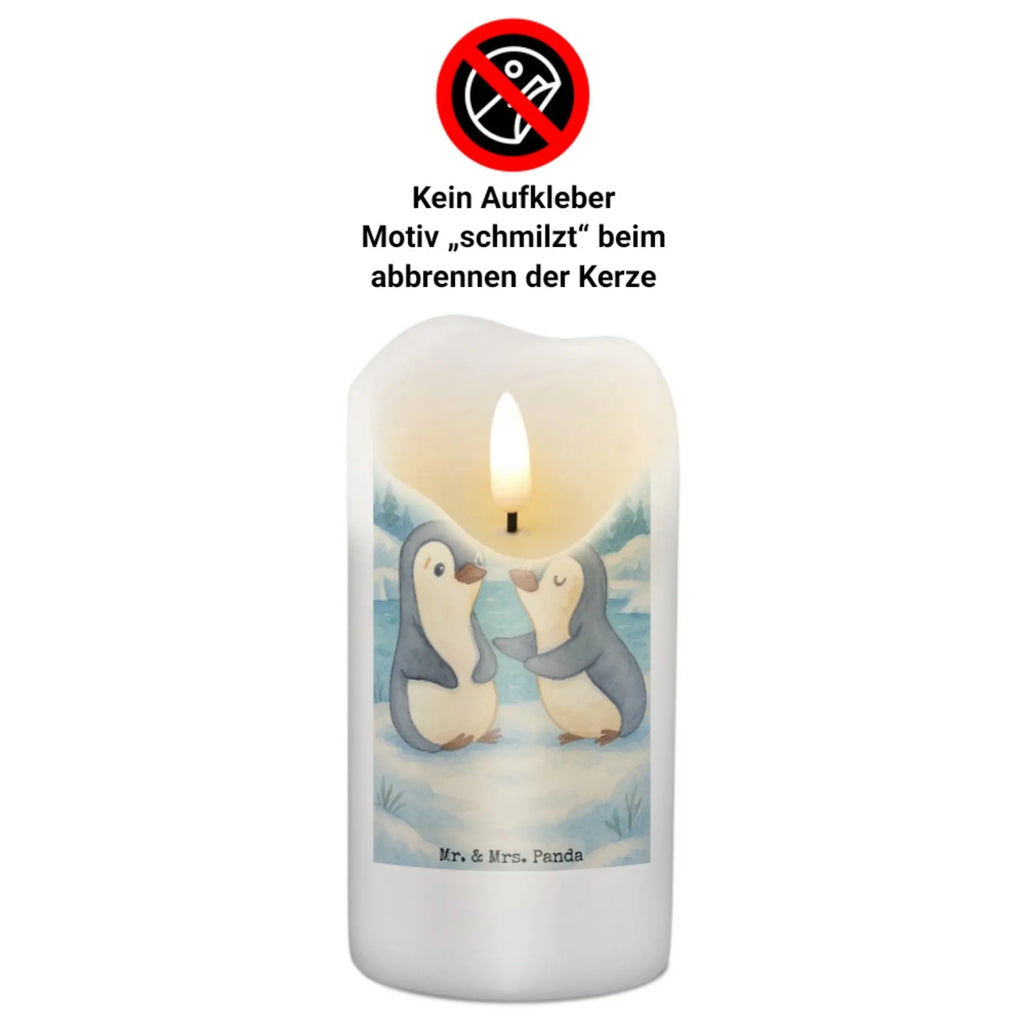 Kerze Pinguine trösten Design Grablicht, Kerze Ohne Duft, Laternenkerze, Streukerze, Kerze Für Kommunion, Dinnerkerzenpaar, Duftkerze, Stearin­kerze, Kerze Mit Gravur, Gartenkerze, Kerze Mit Namensgravur, Gedenkkerze, Kerze Für Weihnachten, Metall-Kerze, Sojawachskerze, Glas-Kerze, Tischkerze, Kerze, Kerze Mit Prägung, Handgemachte Kerze, Trauerkerze, Kerze Mit Spruch, Teelicht, Kerze Für Taufe, Andachtskerze, Stabkerze, Kerze Für Geburtstag, Stumpenkerze, Kerze Für Firmung, Handgegossene Kerze, Blockkerze, Fair-Trade-Kerze, Kerze Mit Duft, Kerze Als Gastgeschenk, Kerze Für Ostern, Kerze Mit Motiv, Stumpenkerzen-Set, Bio-Kerze, Kerze Mit Fotoeinleger, Kerze Für Advent, Outdoor-Kerze, Kerze Für Hochzeit, Votivkerze, Dinnerkerze, Grabkerze, Tafelkerze, Liebe, Partner, Freund, Freundin, Ehemann, Ehefrau, Heiraten, Verlobung, Heiratsantrag, Liebesgeschenk, Jahrestag, Hocheitstag, für Männer, Geschenk für Partner, Hochzeitstag, Mitbringsel, Liebesbeweis, Geschenk für Freundin, Valentinstag, für Ehemann, Geschenk für Frauen