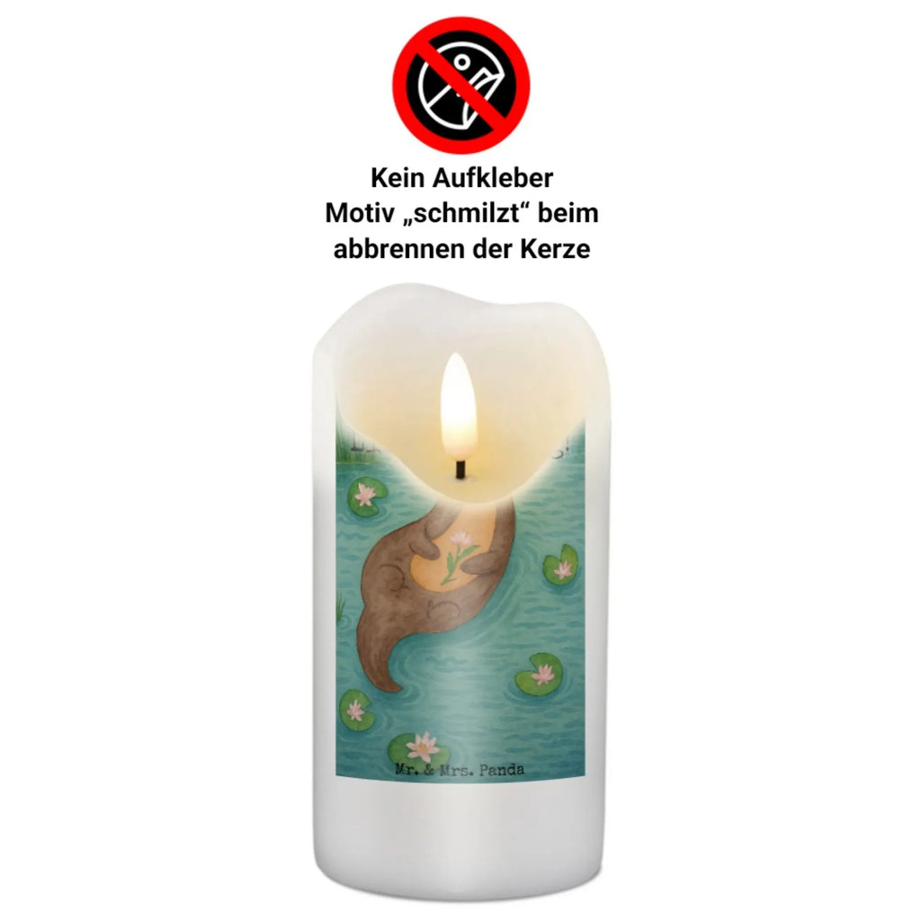 Kerze Otter Seerose Design Kerze Für Kommunion, Metall-Kerze, Blockkerze, Kerze Für Geburtstag, Trauerkerze, Teelicht, Kerze Für Hochzeit, Gedenkkerze, Handgemachte Kerze, Streukerze, Grabkerze, Kerze Für Ostern, Grablicht, Tafelkerze, Kerze, Kerze Ohne Duft, Kerze Für Taufe, Kerze Mit Fotoeinleger, Dinnerkerzenpaar, Kerze Mit Motiv, Bio-Kerze, Sojawachskerze, Andachtskerze, Votivkerze, Kerze Für Firmung, Glas-Kerze, Dinnerkerze, Stumpenkerze, Outdoor-Kerze, Kerze Mit Gravur, Kerze Mit Namensgravur, Fair-Trade-Kerze, Tischkerze, Laternenkerze, Kerze Mit Duft, Kerze Für Weihnachten, Stearin­kerze, Stabkerze, Gartenkerze, Stumpenkerzen-Set, Kerze Mit Prägung, Kerze Als Gastgeschenk, Duftkerze, Kerze Für Advent, Kerze Mit Spruch, Handgegossene Kerze, Otter, Fischotter, Seeotter, Otter Seeotter See Otter