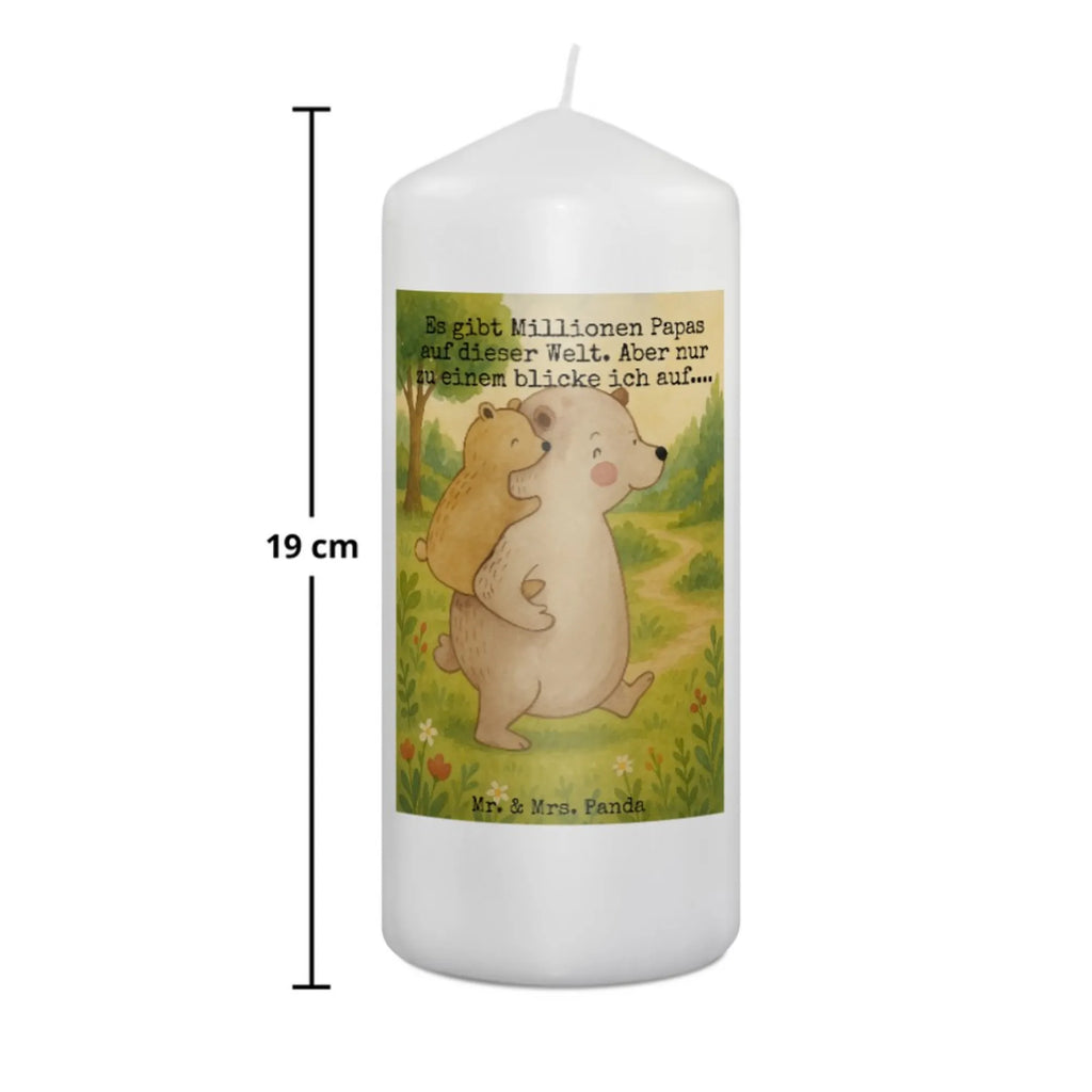 Kerze Papa Bär Design Handgegossene Kerze, Tafelkerze, Dinnerkerze, Gedenkkerze, Andachtskerze, Stumpenkerze, Kerze Mit Spruch, Glas-Kerze, Kerze Für Taufe, Kerze Mit Motiv, Teelicht, Kerze Ohne Duft, Trauerkerze, Outdoor-Kerze, Handgemachte Kerze, Fair-Trade-Kerze, Kerze Mit Duft, Sojawachskerze, Stearin­kerze, Laternenkerze, Kerze Für Kommunion, Kerze, Kerze Für Advent, Grablicht, Kerze Mit Gravur, Votivkerze, Kerze Für Hochzeit, Kerze Für Geburtstag, Kerze Als Gastgeschenk, Tischkerze, Kerze Für Firmung, Stabkerze, Dinnerkerzenpaar, Duftkerze, Kerze Für Weihnachten, Stumpenkerzen-Set, Grabkerze, Kerze Für Ostern, Kerze Mit Fotoeinleger, Kerze Mit Namensgravur, Gartenkerze, Streukerze, Blockkerze, Kerze Mit Prägung, Metall-Kerze, Bio-Kerze, Familie, Vatertag, Muttertag, Bruder, Schwester, Mama, Papa, Oma, Opa, Geschenk, Onkel, Vati, Papi, Geburtstag, Vater