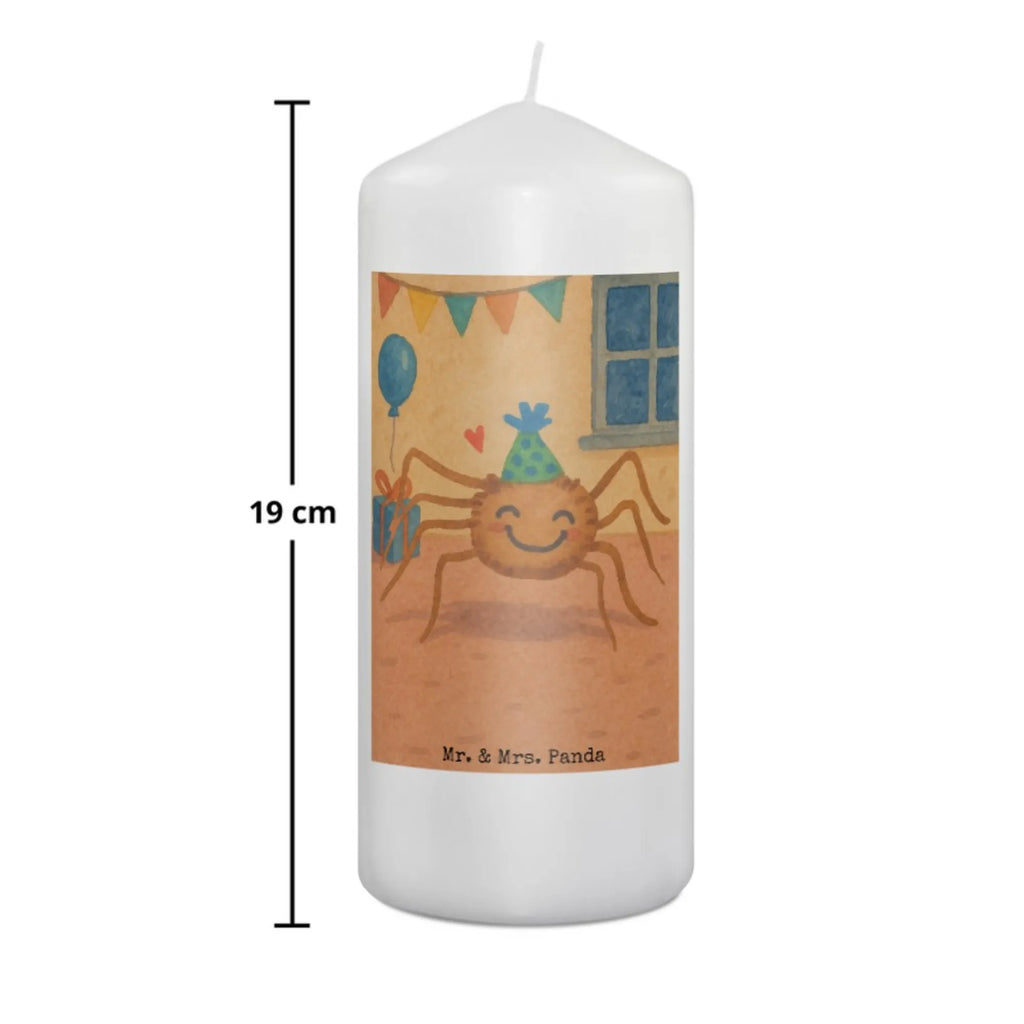 Kerze Spinne Agathe Party Design Glas-Kerze, Andachtskerze, Trauerkerze, Handgemachte Kerze, Sojawachskerze, Kerze Für Ostern, Kerze Für Kommunion, Kerze Für Hochzeit, Blockkerze, Kerze Als Gastgeschenk, Kerze Mit Gravur, Kerze, Stearin­kerze, Laternenkerze, Grablicht, Dinnerkerze, Kerze Mit Fotoeinleger, Duftkerze, Fair-Trade-Kerze, Kerze Mit Spruch, Kerze Für Firmung, Kerze Mit Namensgravur, Outdoor-Kerze, Kerze Für Weihnachten, Kerze Für Advent, Kerze Für Taufe, Streukerze, Kerze Mit Prägung, Votivkerze, Grabkerze, Handgegossene Kerze, Kerze Mit Duft, Stabkerze, Kerze Mit Motiv, Tafelkerze, Kerze Für Geburtstag, Bio-Kerze, Tischkerze, Teelicht, Gedenkkerze, Gartenkerze, Kerze Ohne Duft, Stumpenkerze, Dinnerkerzenpaar, Stumpenkerzen-Set, Metall-Kerze, Spinne Agathe, Spinne, Agathe, Videos, Merchandise, Glück, Selbstliebe, Motivation, Wunder