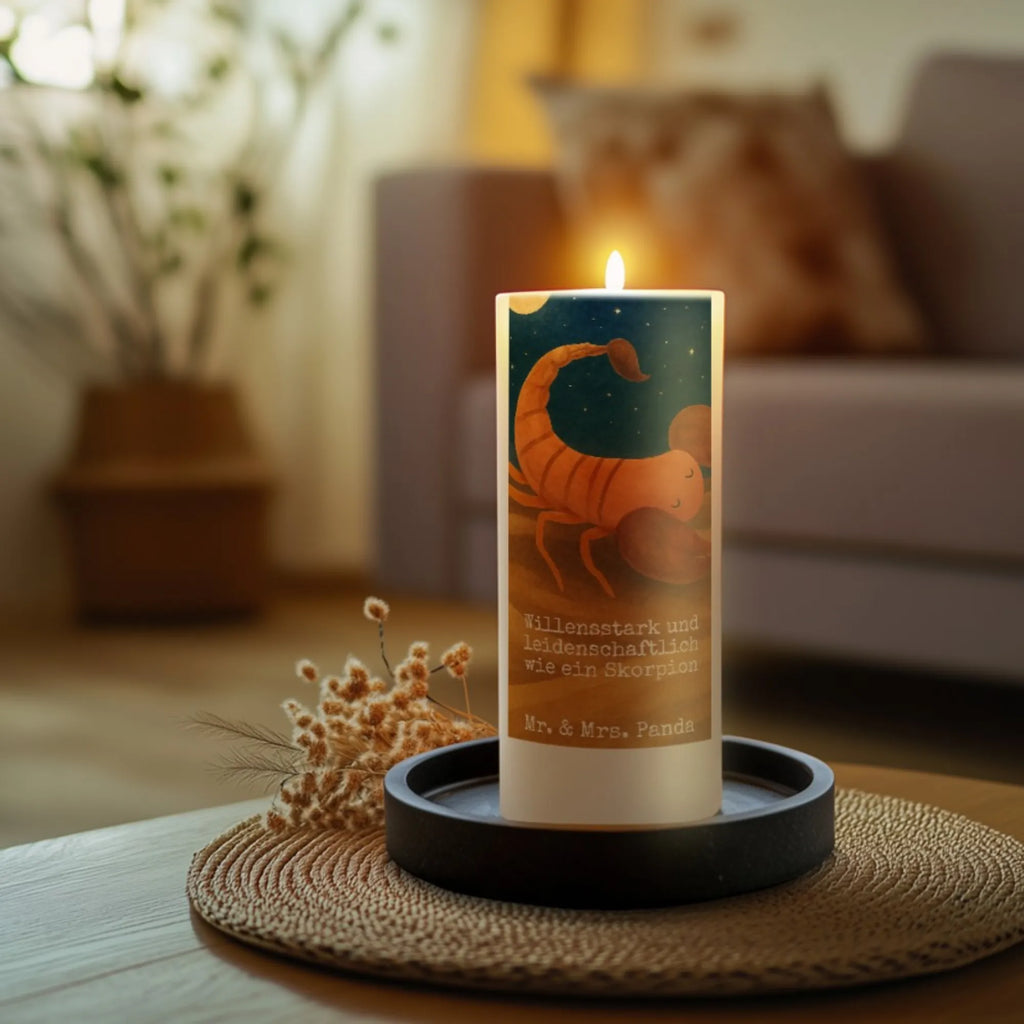 Kerze Sternzeichen Skorpion Design Kerze Mit Motiv, Kerze Mit Gravur, Kerze, Handgegossene Kerze, Stumpenkerzen-Set, Laternenkerze, Kerze Als Gastgeschenk, Kerze Ohne Duft, Metall-Kerze, Kerze Mit Namensgravur, Kerze Für Weihnachten, Kerze Mit Prägung, Stumpenkerze, Kerze Für Hochzeit, Bio-Kerze, Stearin­kerze, Kerze Für Firmung, Kerze Für Taufe, Outdoor-Kerze, Tischkerze, Sojawachskerze, Kerze Für Ostern, Gartenkerze, Andachtskerze, Kerze Mit Spruch, Handgemachte Kerze, Votivkerze, Dinnerkerzenpaar, Fair-Trade-Kerze, Kerze Für Advent, Teelicht, Kerze Mit Duft, Tafelkerze, Grablicht, Streukerze, Glas-Kerze, Trauerkerze, Kerze Für Kommunion, Blockkerze, Duftkerze, Dinnerkerze, Grabkerze, Stabkerze, Kerze Mit Fotoeinleger, Kerze Für Geburtstag, Gedenkkerze, Tierkreiszeichen, Sternzeichen, Horoskop, Astrologie, Aszendent, Geburtstag November, Skorpion Sternzeichen, Geschenk Oktober, Skorpione, Geschenk November, Geburtstag Oktober, Skorpion Geschenk