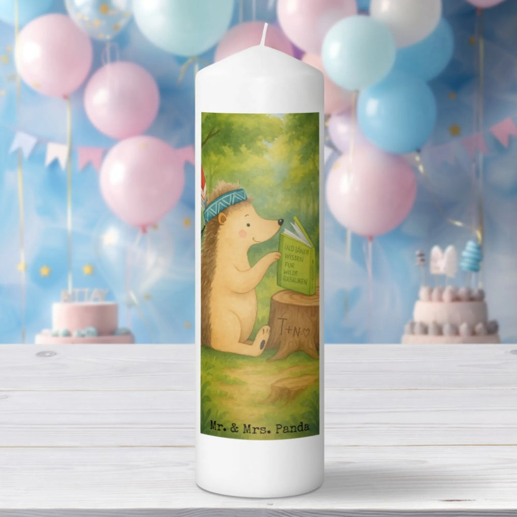 Kerze Igel Federschmuck Design Stumpenkerzen-Set, Kerze Ohne Duft, Stabkerze, Fair-Trade-Kerze, Duftkerze, Metall-Kerze, Blockkerze, Streukerze, Kerze Für Kommunion, Kerze Für Weihnachten, Dinnerkerzenpaar, Tischkerze, Handgemachte Kerze, Kerze Für Firmung, Kerze Mit Fotoeinleger, Kerze Mit Prägung, Teelicht, Kerze Mit Spruch, Kerze Mit Duft, Dinnerkerze, Stearin­kerze, Outdoor-Kerze, Trauerkerze, Votivkerze, Grabkerze, Bio-Kerze, Handgegossene Kerze, Kerze Mit Motiv, Kerze Für Geburtstag, Gartenkerze, Andachtskerze, Gedenkkerze, Kerze Für Hochzeit, Glas-Kerze, Kerze Für Taufe, Kerze Mit Namensgravur, Laternenkerze, Tafelkerze, Sojawachskerze, Kerze Mit Gravur, Kerze Für Advent, Grablicht, Kerze Als Gastgeschenk, Stumpenkerze, Kerze Für Ostern, Kerze, Waldtiere, Tiere, Abenteuer, Indianer, Camping, Lagerfeuer, Igel