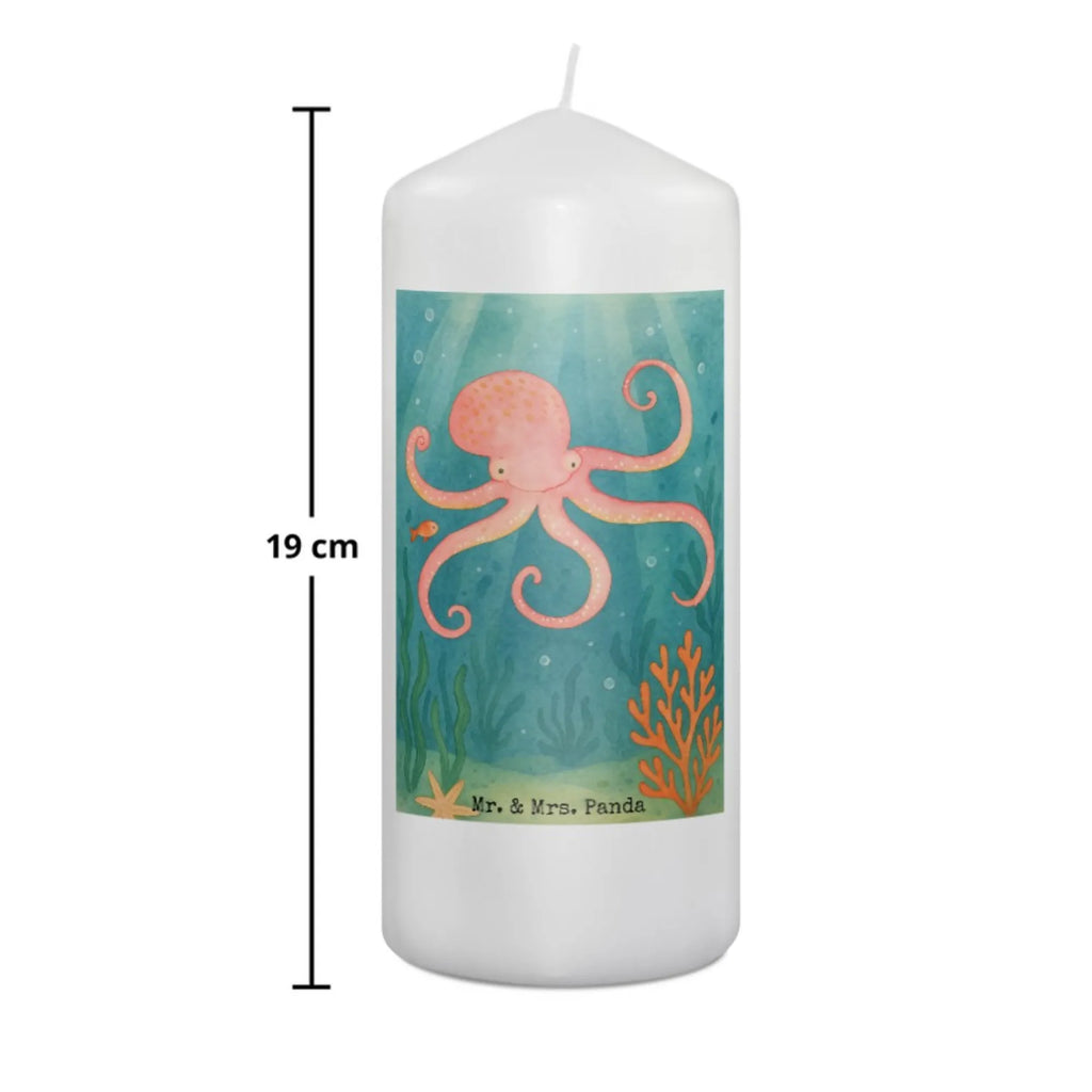 Kerze Tintenfisch Design Kerze Für Kommunion, Streukerze, Kerze Für Weihnachten, Glas-Kerze, Tischkerze, Stabkerze, Kerze Mit Gravur, Kerze Als Gastgeschenk, Blockkerze, Stumpenkerze, Kerze Für Advent, Bio-Kerze, Kerze Mit Prägung, Metall-Kerze, Sojawachskerze, Dinnerkerze, Handgegossene Kerze, Kerze, Laternenkerze, Handgemachte Kerze, Kerze Mit Namensgravur, Fair-Trade-Kerze, Kerze Mit Fotoeinleger, Votivkerze, Andachtskerze, Kerze Für Ostern, Teelicht, Kerze Für Firmung, Kerze Mit Duft, Grablicht, Grabkerze, Stumpenkerzen-Set, Kerze Mit Spruch, Stearin­kerze, Kerze Für Taufe, Gedenkkerze, Duftkerze, Kerze Mit Motiv, Kerze Für Hochzeit, Dinnerkerzenpaar, Kerze Ohne Duft, Outdoor-Kerze, Gartenkerze, Trauerkerze, Tafelkerze, Kerze Für Geburtstag, Tiermotive, Gute Laune, lustige Sprüche, Tiere, Meer, Krake, Tintenfisch, Arme, Ozean, Meerestier, Wasser