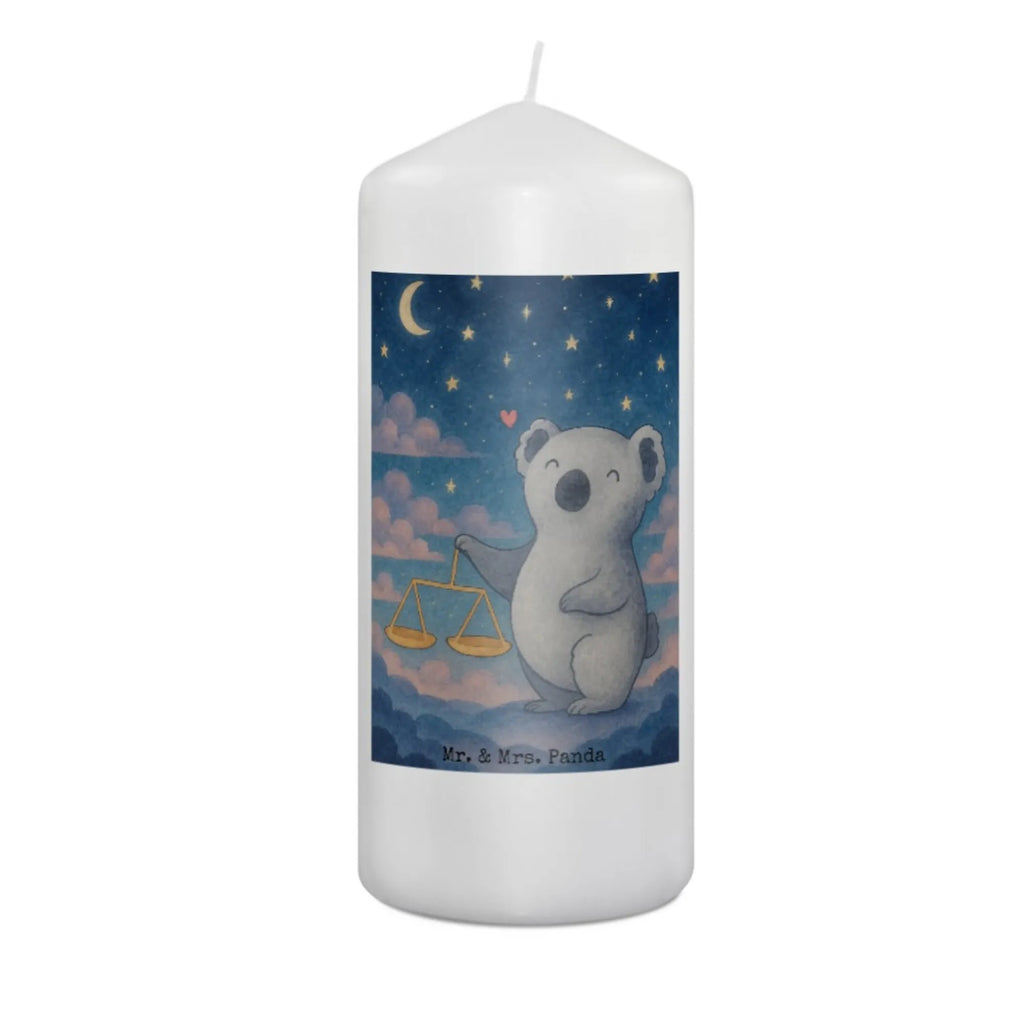 Kerze Waage Astrologie Design Kerze Mit Spruch, Kerze Für Taufe, Teelicht, Kerze Mit Prägung, Gartenkerze, Metall-Kerze, Kerze Als Gastgeschenk, Stumpenkerze, Votivkerze, Andachtskerze, Gedenkkerze, Laternenkerze, Dinnerkerzenpaar, Duftkerze, Tischkerze, Kerze Mit Fotoeinleger, Kerze Mit Motiv, Kerze Für Firmung, Streukerze, Sojawachskerze, Bio-Kerze, Kerze Mit Duft, Fair-Trade-Kerze, Stearin­kerze, Kerze Für Ostern, Dinnerkerze, Handgegossene Kerze, Grabkerze, Stabkerze, Trauerkerze, Glas-Kerze, Stumpenkerzen-Set, Kerze Mit Gravur, Tafelkerze, Handgemachte Kerze, Kerze Für Weihnachten, Kerze Für Advent, Kerze Mit Namensgravur, Kerze, Kerze Ohne Duft, Kerze Für Hochzeit, Kerze Für Kommunion, Blockkerze, Grablicht, Kerze Für Geburtstag, Outdoor-Kerze, Tierkreiszeichen, Sternzeichen, Horoskop, Astrologie, Aszendent, Geburtstagsgeschenk, Geschenk, Waage, Geschenk zum Geburtstag