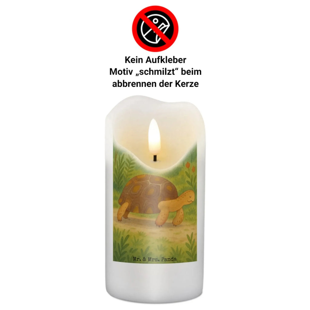 Kerze Schildkröte Marschieren Design Gartenkerze, Kerze Für Geburtstag, Kerze Für Taufe, Metall-Kerze, Outdoor-Kerze, Andachtskerze, Kerze Mit Fotoeinleger, Stearin­kerze, Grabkerze, Kerze Als Gastgeschenk, Trauerkerze, Streukerze, Kerze, Handgemachte Kerze, Bio-Kerze, Kerze Für Hochzeit, Kerze Mit Duft, Sojawachskerze, Fair-Trade-Kerze, Votivkerze, Grablicht, Kerze Für Advent, Stumpenkerzen-Set, Gedenkkerze, Kerze Ohne Duft, Tischkerze, Dinnerkerzenpaar, Duftkerze, Tafelkerze, Stumpenkerze, Laternenkerze, Kerze Für Ostern, Teelicht, Kerze Mit Gravur, Glas-Kerze, Kerze Für Weihnachten, Kerze Mit Spruch, Handgegossene Kerze, Stabkerze, Kerze Mit Motiv, Kerze Für Firmung, Kerze Mit Prägung, Kerze Mit Namensgravur, Blockkerze, Dinnerkerze, Kerze Für Kommunion, Meerestiere, Meer, Urlaub, Schildkröten, Schildkröte, Neustart, Inspiration, Abenteuer, Reiselust, Motivation, get lost, Lieblingsmensch