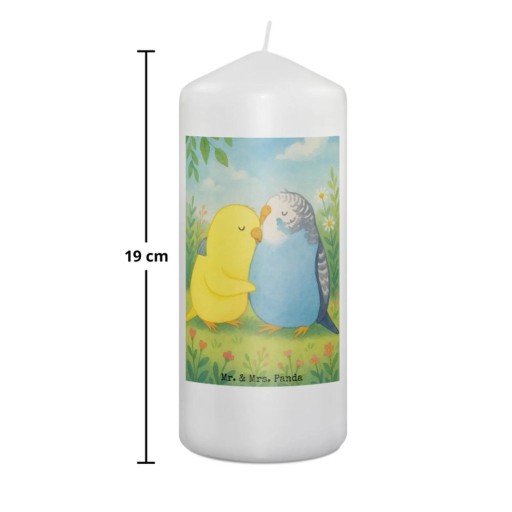 Kerze Wellensittich Liebe Design Kerze Für Ostern, Laternenkerze, Kerze Als Gastgeschenk, Tischkerze, Teelicht, Grablicht, Handgegossene Kerze, Blockkerze, Handgemachte Kerze, Kerze Mit Namensgravur, Kerze Für Advent, Andachtskerze, Kerze Mit Fotoeinleger, Gartenkerze, Dinnerkerzenpaar, Stearin­kerze, Streukerze, Votivkerze, Kerze Für Taufe, Sojawachskerze, Stumpenkerzen-Set, Duftkerze, Gedenkkerze, Bio-Kerze, Dinnerkerze, Kerze Mit Motiv, Kerze Mit Gravur, Trauerkerze, Outdoor-Kerze, Grabkerze, Kerze Mit Duft, Fair-Trade-Kerze, Kerze Für Weihnachten, Kerze Für Hochzeit, Kerze Ohne Duft, Kerze Für Geburtstag, Kerze, Kerze Mit Prägung, Metall-Kerze, Stumpenkerze, Glas-Kerze, Stabkerze, Kerze Für Firmung, Tafelkerze, Kerze Mit Spruch, Kerze Für Kommunion, Liebe, Partner, Freund, Freundin, Ehemann, Ehefrau, Heiraten, Verlobung, Heiratsantrag, Liebesgeschenk, Jahrestag, Hocheitstag, Vögel, Kuscheln, Wellensittich, Nähe, Vertrauen