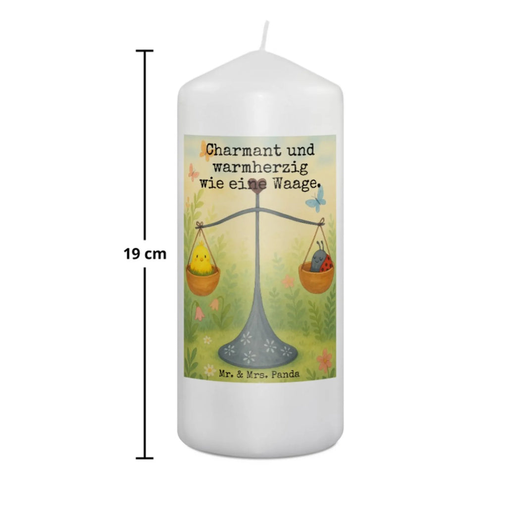 Kerze Sternzeichen Waage Design Kerze Für Firmung, Kerze Mit Namensgravur, Sojawachskerze, Tafelkerze, Kerze Mit Duft, Laternenkerze, Dinnerkerzenpaar, Andachtskerze, Stumpenkerzen-Set, Kerze Für Taufe, Kerze Ohne Duft, Fair-Trade-Kerze, Streukerze, Stearin­kerze, Kerze Mit Fotoeinleger, Bio-Kerze, Kerze, Duftkerze, Kerze Mit Prägung, Votivkerze, Handgemachte Kerze, Metall-Kerze, Kerze Mit Spruch, Kerze Für Hochzeit, Kerze Für Weihnachten, Grablicht, Handgegossene Kerze, Stabkerze, Kerze Für Kommunion, Kerze Mit Motiv, Tischkerze, Gedenkkerze, Dinnerkerze, Glas-Kerze, Outdoor-Kerze, Kerze Für Geburtstag, Kerze Als Gastgeschenk, Kerze Für Ostern, Blockkerze, Kerze Für Advent, Teelicht, Stumpenkerze, Kerze Mit Gravur, Grabkerze, Gartenkerze, Trauerkerze, Tierkreiszeichen, Sternzeichen, Horoskop, Astrologie, Aszendent, Geburtstag Oktober, Biene, Hummel, Marienkäfer, Geschenk September, Gleichgewicht, Waage, Geburtstag September, Waage Geschenk, Geschenk Oktober, Waage Sternzeichen