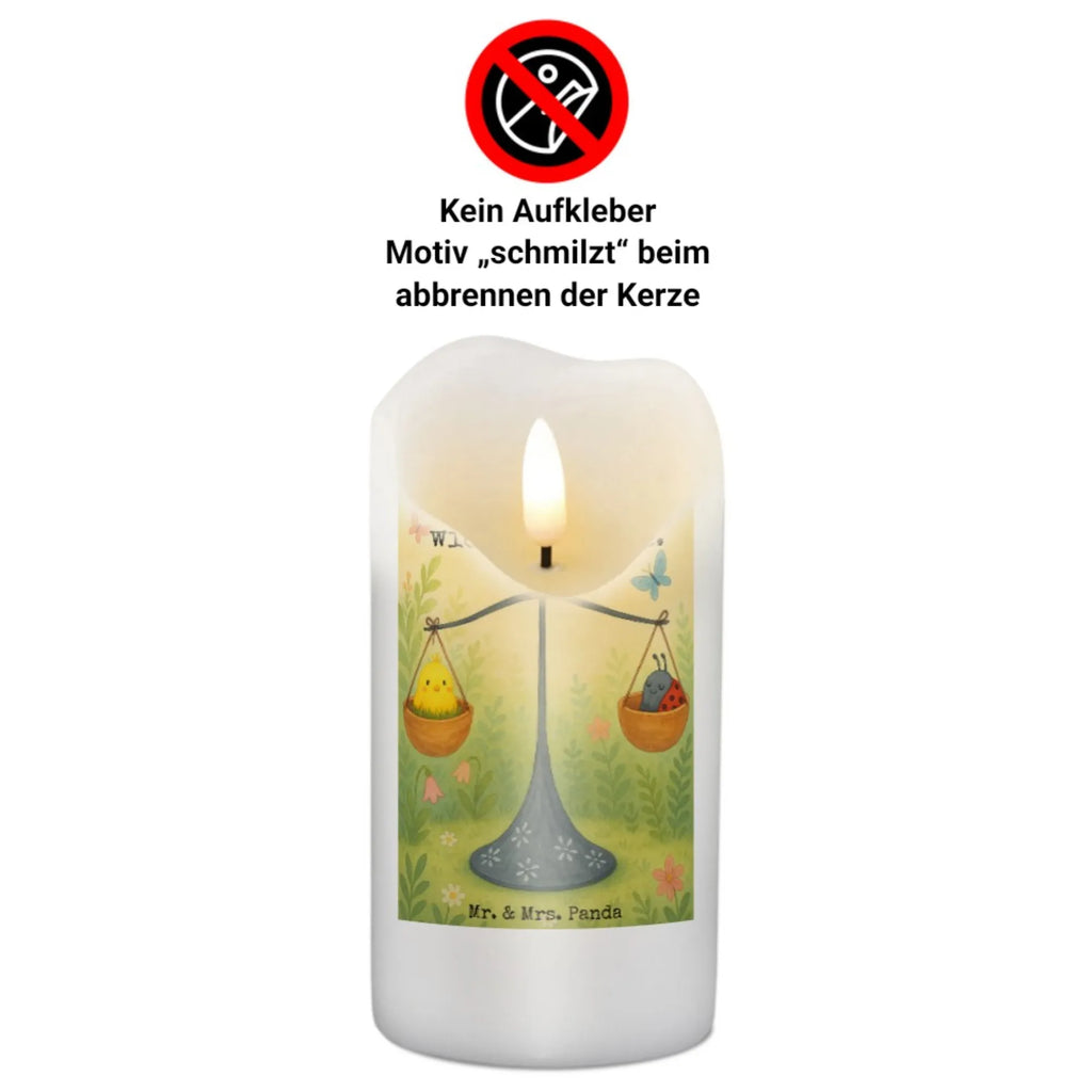 Kerze Sternzeichen Waage Design Kerze Für Firmung, Kerze Mit Namensgravur, Sojawachskerze, Tafelkerze, Kerze Mit Duft, Laternenkerze, Dinnerkerzenpaar, Andachtskerze, Stumpenkerzen-Set, Kerze Für Taufe, Kerze Ohne Duft, Fair-Trade-Kerze, Streukerze, Stearin­kerze, Kerze Mit Fotoeinleger, Bio-Kerze, Kerze, Duftkerze, Kerze Mit Prägung, Votivkerze, Handgemachte Kerze, Metall-Kerze, Kerze Mit Spruch, Kerze Für Hochzeit, Kerze Für Weihnachten, Grablicht, Handgegossene Kerze, Stabkerze, Kerze Für Kommunion, Kerze Mit Motiv, Tischkerze, Gedenkkerze, Dinnerkerze, Glas-Kerze, Outdoor-Kerze, Kerze Für Geburtstag, Kerze Als Gastgeschenk, Kerze Für Ostern, Blockkerze, Kerze Für Advent, Teelicht, Stumpenkerze, Kerze Mit Gravur, Grabkerze, Gartenkerze, Trauerkerze, Tierkreiszeichen, Sternzeichen, Horoskop, Astrologie, Aszendent, Geburtstag Oktober, Biene, Hummel, Marienkäfer, Geschenk September, Gleichgewicht, Waage, Geburtstag September, Waage Geschenk, Geschenk Oktober, Waage Sternzeichen