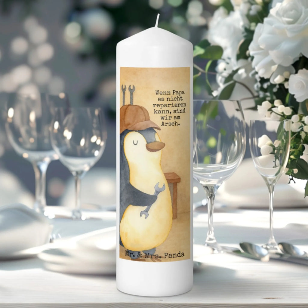 Kerze Wenn Papa es nicht reparieren kann, sind wir am Arsch Design Handgemachte Kerze, Kerze Mit Prägung, Laternenkerze, Gartenkerze, Kerze Für Kommunion, Dinnerkerzenpaar, Gedenkkerze, Kerze Für Geburtstag, Andachtskerze, Dinnerkerze, Stabkerze, Fair-Trade-Kerze, Bio-Kerze, Kerze Für Advent, Stearin­kerze, Outdoor-Kerze, Kerze Mit Fotoeinleger, Duftkerze, Kerze Für Ostern, Glas-Kerze, Grablicht, Kerze Mit Motiv, Kerze Ohne Duft, Kerze Mit Namensgravur, Kerze, Grabkerze, Stumpenkerze, Kerze Mit Duft, Tafelkerze, Stumpenkerzen-Set, Kerze Mit Spruch, Sojawachskerze, Kerze Für Weihnachten, Kerze Für Taufe, Streukerze, Blockkerze, Kerze Für Firmung, Handgegossene Kerze, Metall-Kerze, Kerze Mit Gravur, Trauerkerze, Kerze Als Gastgeschenk, Votivkerze, Tischkerze, Teelicht, Kerze Für Hochzeit, Familie, Vatertag, Muttertag, Bruder, Schwester, Mama, Papa, Oma, Opa, Vater, Bester Papa der Welt, Geschenk Papa