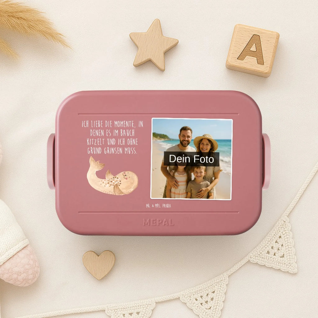 MEPAL Foto Bentobox Robbe Liegen Foto Bentobox, Foto Brotdose, Foto Lunchbox, Tiermotive, Gute Laune, lustige Sprüche, Tiere, Seehund, Strand, Robbe, Robben, Freude, Lachen, Nordsee, Meerestier, Ostsee