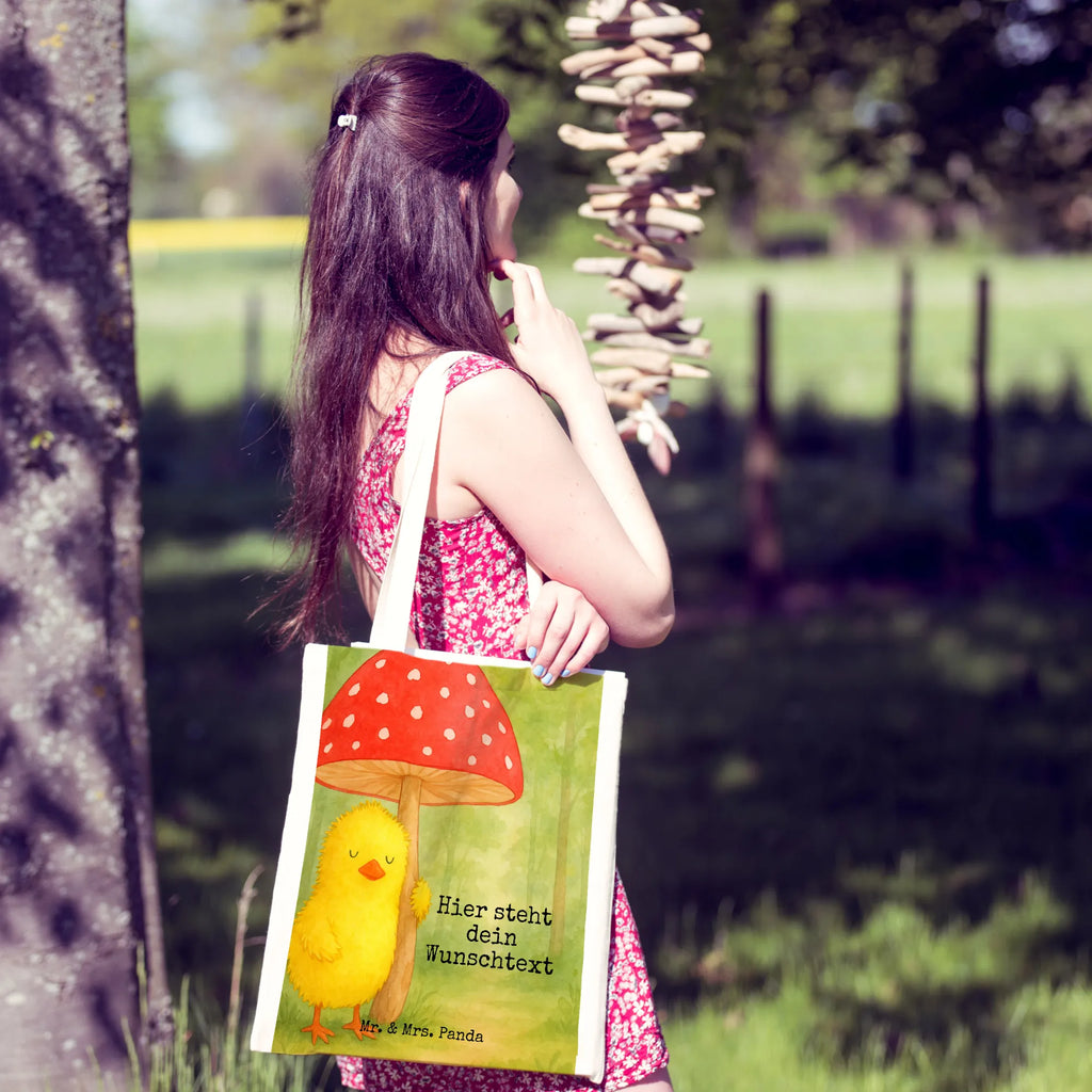 Personalisierte Tragetasche Küken Fliegenpilz Design Personalisierte Einkaufstasche, Personalisierte Tasche, Einkaufstasche mit Namen, Personalisierter Jutebeutel, Stoffbeutel mit Namen, Personalisierter Stoffbeutel, Personalisierte Jutetasche, Personalisierte Beuteltasche, Tragetasche mit Namen, Personalisierter Beutel, Personalisierte Kindergartentasche, Ostern, Osterhase, Ostergeschenke, Osternest, Osterdeko, Geschenke zu Ostern, Ostern Geschenk, Ostergeschenke Kinder, Ostern Kinder, Fliegenpilz, Ostergrüße, Frohe Ostern, Küken, Glückspilz