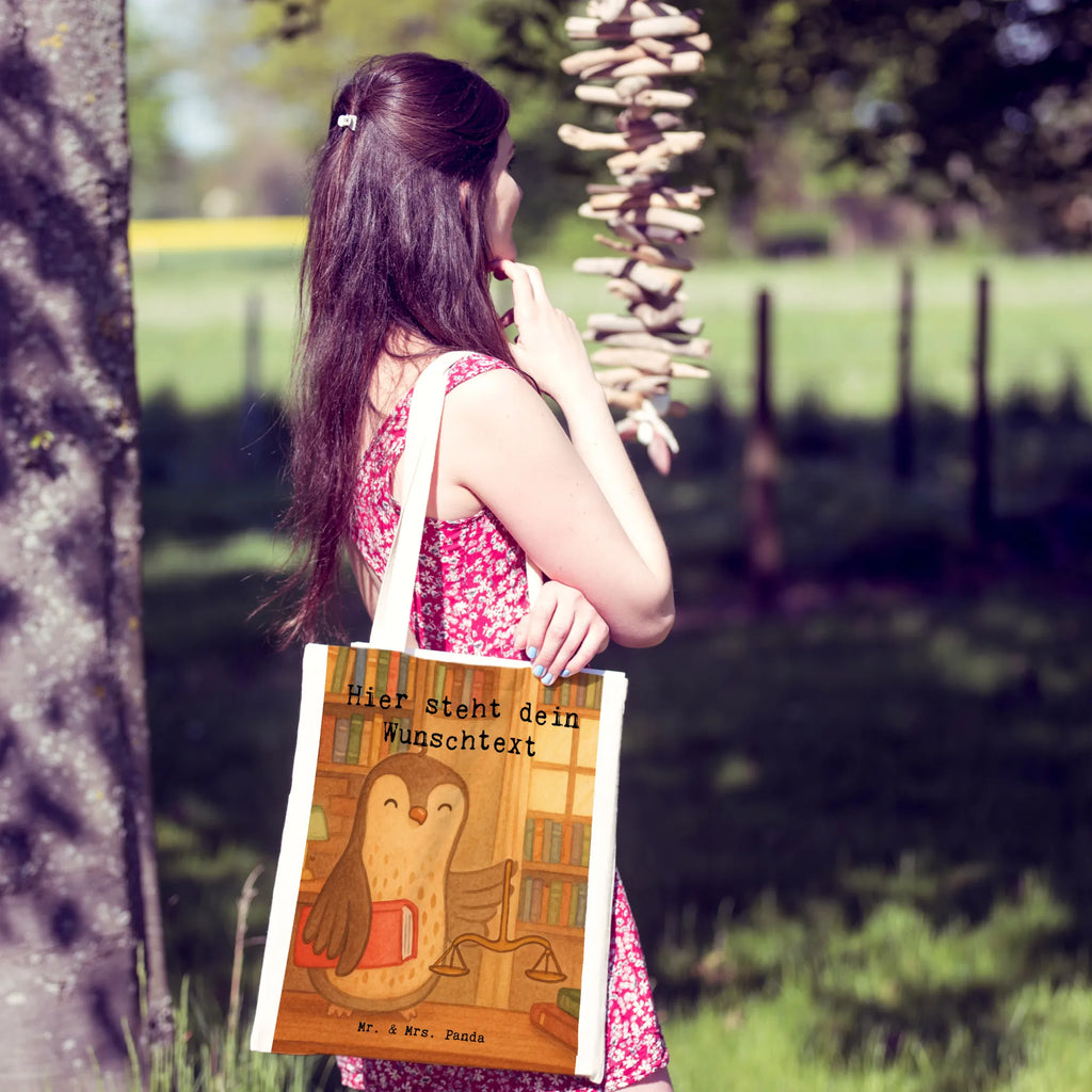 Personalisierte Tragetasche Jurist Leidenschaft Design Personalisierter Stoffbeutel, Personalisierte Jutetasche, Stoffbeutel mit Namen, Personalisierte Einkaufstasche, Personalisierter Beutel, Einkaufstasche mit Namen, Personalisierte Kindergartentasche, Personalisierte Beuteltasche, Tragetasche mit Namen, Personalisierter Jutebeutel, Personalisierte Tasche, Beruf, Ausbildung, Jubiläum, Abschied, Rente, Kollege, Kollegin, Geschenk, Schenken, Arbeitskollege, Mitarbeiter, Firma, Danke, Dankeschön, Staatsexamen, Anwalt, Anwaltskanzlei, Jurist, Master of laws, Jura Studium, Jurastudent