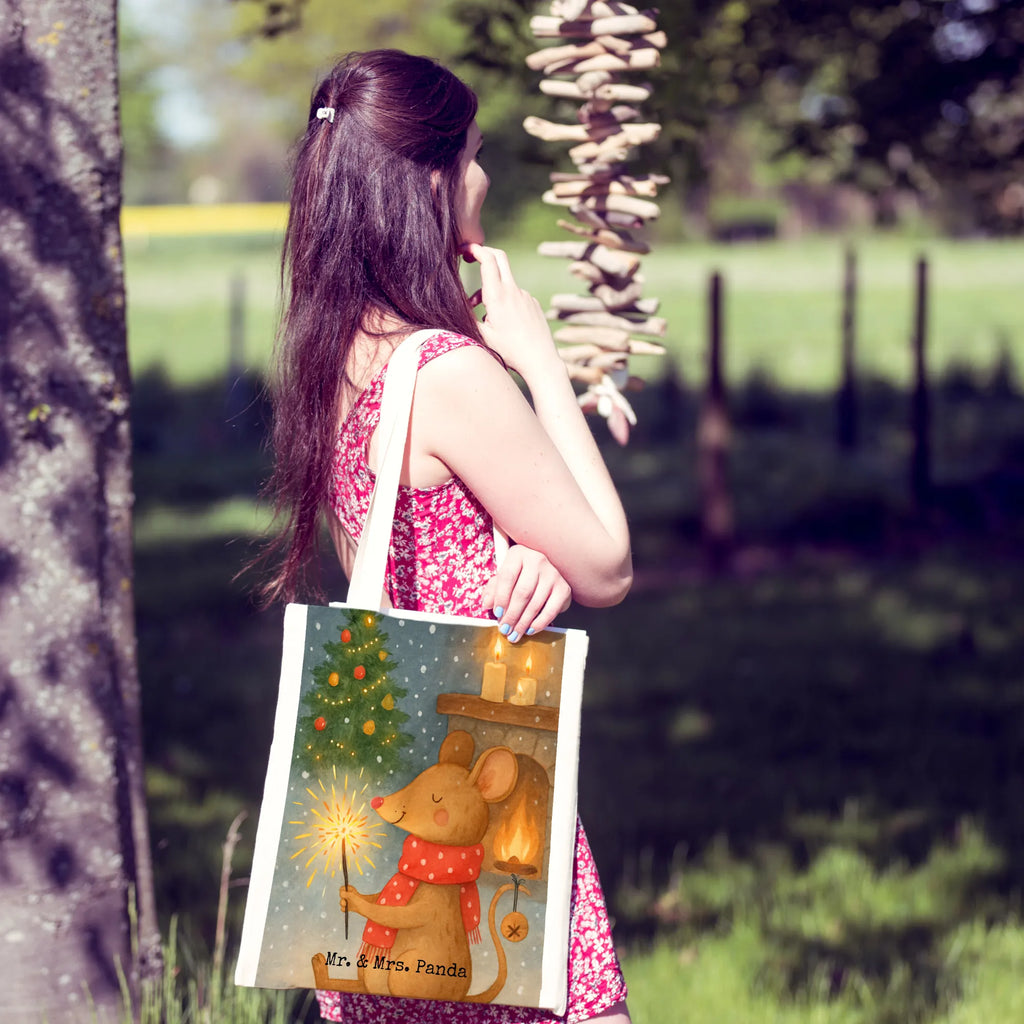 Tote bag Mouse Christmas Design Strandtasche, Einkaufstasche, Jutetasche, Tasche, Tragetasche, Beutel, Laptoptasche, Umhängetasche, Jutebeutel, Schultertasche, Beuteltasche, Einkaufstüte, Stofftasche, Stoffbeutel, Shopper, Badetasche, Winter, Weihnachten, Weihnachtsdeko, Nikolaus, Advent, Heiligabend, Wintermotiv, Weihnachtswunder, Frohe Weihnachten, Maus, Weihnachtsmotiv, Weihnachtsgruß, Mäuschen