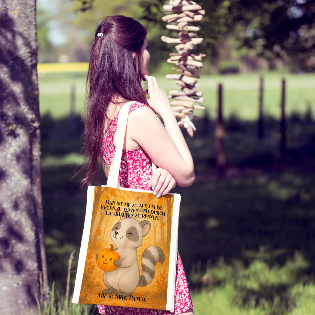 Tote bag Raccoon Pumpkin Design Tragetasche, Shopper, Umhängetasche, Jutetasche, Tasche, Einkaufstüte, Stofftasche, Schultertasche, Strandtasche, Beutel, Jutebeutel, Stoffbeutel, Badetasche, Einkaufstasche, Laptoptasche, Beuteltasche, Halloween, Deko, Martinssingen, Dekoration, Geschenke, Schenken, Halloween Deko, Süßes sonst gibt's saures, Trick or Treat, Waschbär, Kürbis