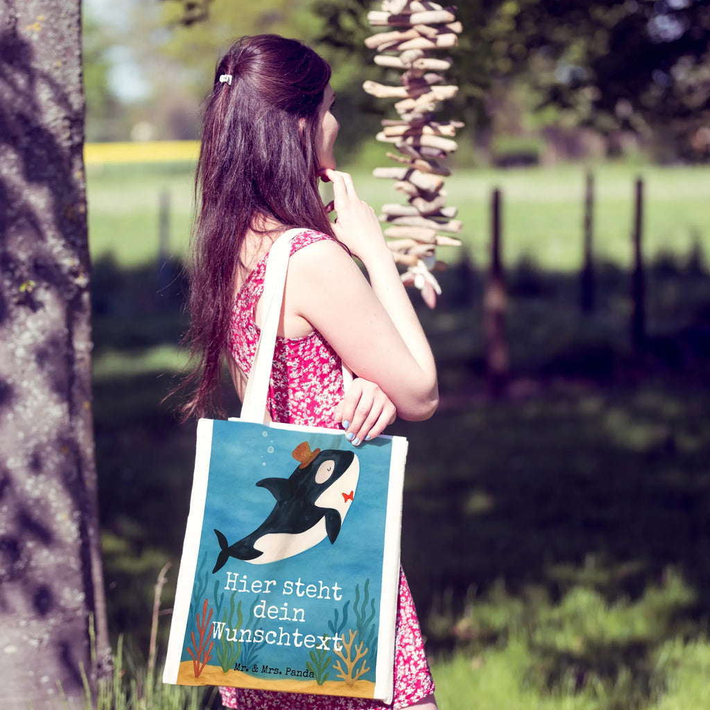 Personalisierte Tragetasche Orca Zylinder Design Personalisierter Beutel, Personalisierter Jutebeutel, Personalisierte Einkaufstasche, Tragetasche mit Namen, Personalisierte Beuteltasche, Personalisierte Tasche, Personalisierte Kindergartentasche, Stoffbeutel mit Namen, Einkaufstasche mit Namen, Personalisierter Stoffbeutel, Personalisierte Jutetasche, Meerestiere, Meer, Urlaub, Konfetti, Glitter, Geburtstag, Narwal, Fest, Orca, Fete, Feier, Glitzer, Glückwunsch