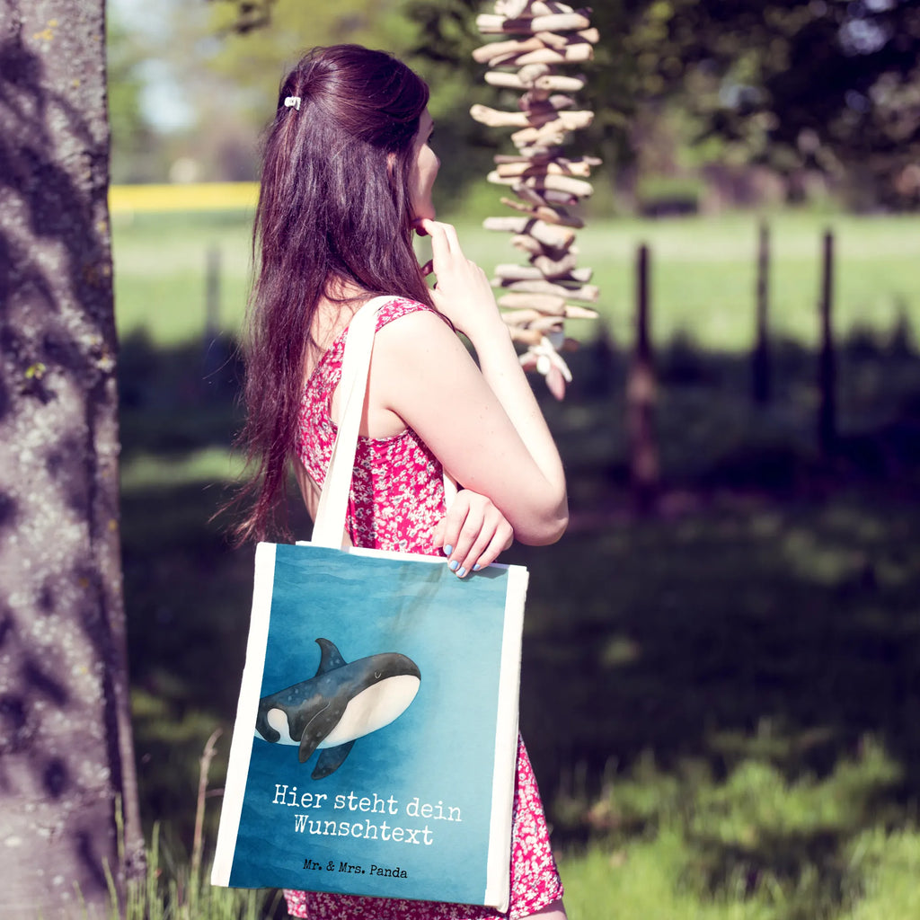 Personalisierte Tragetasche Orca Design Einkaufstasche mit Namen, Personalisierte Jutetasche, Tragetasche mit Namen, Personalisierte Kindergartentasche, Personalisierte Einkaufstasche, Personalisierte Tasche, Personalisierte Beuteltasche, Personalisierter Beutel, Personalisierter Jutebeutel, Stoffbeutel mit Namen, Personalisierter Stoffbeutel, Meerestiere, Meer, Urlaub, Startup, Neustart, Motivation, Büro, Selbstliebe, Killerwal, Orca, Orcas, Wal, Arbeit, Möglichkeiten
