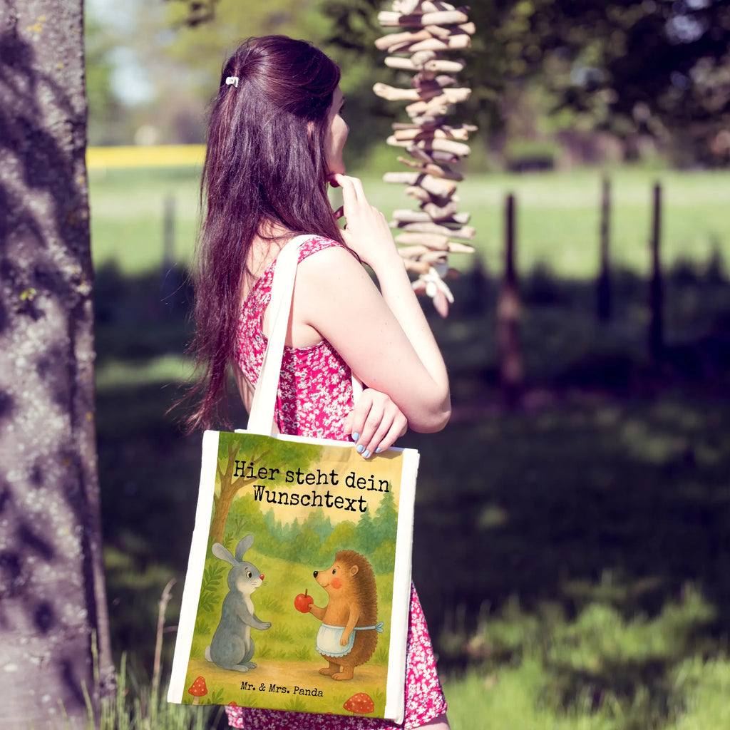 Personalisierte Tragetasche Hase Igel Design Tragetasche mit Namen, Personalisierter Stoffbeutel, Personalisierte Beuteltasche, Personalisierte Kindergartentasche, Personalisierte Jutetasche, Personalisierte Tasche, Stoffbeutel mit Namen, Personalisierter Jutebeutel, Personalisierter Beutel, Einkaufstasche mit Namen, Personalisierte Einkaufstasche, Tiermotive, Gute Laune, lustige Sprüche, Tiere, Trösten, Liebe Spruch, Liebeskummer Geschenk, Spruch romantisch, Trennungsschmerz, Hase, Igel und Hase, Herzschmerz, Igel