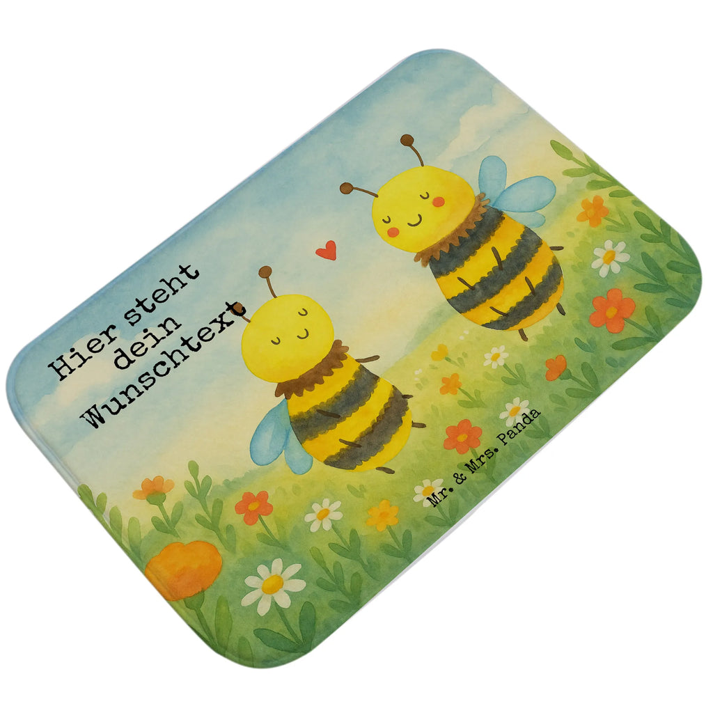 Personalisierte Badematte Biene Verliebt Design Badgarnitur Mit Wunschtext, Badteppich Mit Wunschtext, Runder Badvorleger Personalisiert, Badvorleger Gemustert Mit Wunschtext, Badezimmerteppich Personalisiert, Badvorleger Mit Wunschtext, Rutschfester Badvorleger Mit Namen, Werbegeschenk mit Text, Saugfähiger Badvorleger Mit Wunschtext, Bad Fußmatte Personalisiert, Badvorleger Baumwolle Mit Namen, Badvorleger Für Badewanne Mit Namen, Badvorleger Gäste-WC Personalisiert, Badvorleger Mikrofaser Personalisiert, Badvorleger Design Mit Gravur, Badvorleger Groß Mit Wunschtext, Badmatte Waschbar Mit Wunschtext, Badvorleger Selbst Gestalten, Badvorleger Schwarz Mit Wunschtext, Badvorleger Mit Namen, Badematten Set Personalisiert, Teppich Fürs Bad Mit Namen, Badvorleger Klein Mit Namen, Badläufer Mit Namen, Badematte Mit Namen, Badvorleger Mit Gravur, Duschvorleger Mit Namen, Badvorleger Mit Bestickung, Badvorleger Nachhaltig Mit Namen, Personaliserter Badvorleger, Badvorleger Modern Mit Namen, Badematte Rutschfest Mit Namen, Waschbarer Badvorleger Mit Namen, Weicher Badvorleger Mit Wunschtext, Badvorleger Klassisch Mit Wunschtext, Rechteckiger Badvorleger Mit Namen, Badezimmer Matte Mit Namen, Webegeschenk mit Firmennamen, Badvorleger Vintage Mit Namen, Badvorleger Mit Initialen, Badezimmermatte Mit Wunschtext, Badvorleger Weiß Mit Namen, Badvorleger Für Dusche Mit Wunschtext, Biene, Wespe, Hummel