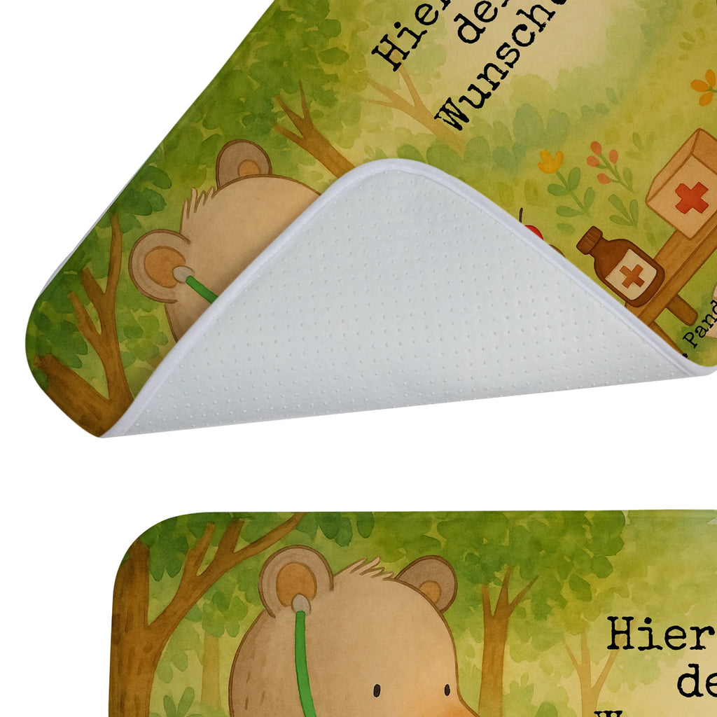 Personalisierte Badematte Bär Arzt Design Badvorleger Mit Namen, Badvorleger Mit Gravur, Rechteckiger Badvorleger Mit Namen, Badmatte Waschbar Mit Wunschtext, Runder Badvorleger Personalisiert, Badvorleger Baumwolle Mit Namen, Badezimmerteppich Personalisiert, Rutschfester Badvorleger Mit Namen, Badvorleger Für Dusche Mit Wunschtext, Badvorleger Klassisch Mit Wunschtext, Badvorleger Klein Mit Namen, Badvorleger Für Badewanne Mit Namen, Webegeschenk mit Firmennamen, Badvorleger Design Mit Gravur, Badezimmermatte Mit Wunschtext, Badvorleger Modern Mit Namen, Saugfähiger Badvorleger Mit Wunschtext, Badvorleger Nachhaltig Mit Namen, Badvorleger Mit Wunschtext, Badezimmer Matte Mit Namen, Waschbarer Badvorleger Mit Namen, Badvorleger Gemustert Mit Wunschtext, Duschvorleger Mit Namen, Badvorleger Mit Bestickung, Werbegeschenk mit Text, Badematte Rutschfest Mit Namen, Badvorleger Vintage Mit Namen, Badgarnitur Mit Wunschtext, Weicher Badvorleger Mit Wunschtext, Bad Fußmatte Personalisiert, Badvorleger Selbst Gestalten, Badvorleger Weiß Mit Namen, Badteppich Mit Wunschtext, Badvorleger Gäste-WC Personalisiert, Badvorleger Schwarz Mit Wunschtext, Badläufer Mit Namen, Badvorleger Mikrofaser Personalisiert, Badvorleger Mit Initialen, Badematten Set Personalisiert, Teppich Fürs Bad Mit Namen, Badvorleger Groß Mit Wunschtext, Badematte Mit Namen, Personaliserter Badvorleger, Bär, Teddy, Teddybär, Arzt, Professor, Doktorin, Ärztin, Doktor, Professorin