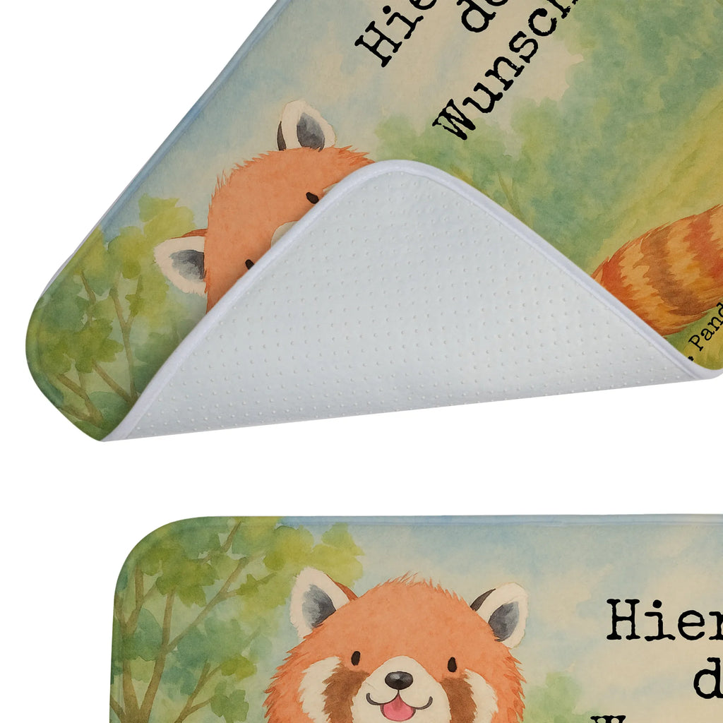 Personalisierte Badematte Roter Panda Design Teppich Fürs Bad Mit Namen, Badvorleger Klein Mit Namen, Badematten Set Personalisiert, Badvorleger Für Dusche Mit Wunschtext, Rutschfester Badvorleger Mit Namen, Waschbarer Badvorleger Mit Namen, Badezimmer Matte Mit Namen, Badematte Mit Namen, Personaliserter Badvorleger, Badvorleger Weiß Mit Namen, Badvorleger Mikrofaser Personalisiert, Badvorleger Nachhaltig Mit Namen, Badvorleger Selbst Gestalten, Badmatte Waschbar Mit Wunschtext, Badteppich Mit Wunschtext, Badvorleger Gäste-WC Personalisiert, Badvorleger Vintage Mit Namen, Webegeschenk mit Firmennamen, Badvorleger Klassisch Mit Wunschtext, Badvorleger Modern Mit Namen, Rechteckiger Badvorleger Mit Namen, Badgarnitur Mit Wunschtext, Badvorleger Mit Initialen, Saugfähiger Badvorleger Mit Wunschtext, Badvorleger Für Badewanne Mit Namen, Badvorleger Baumwolle Mit Namen, Badvorleger Mit Wunschtext, Badvorleger Mit Namen, Badvorleger Mit Gravur, Werbegeschenk mit Text, Badezimmerteppich Personalisiert, Badläufer Mit Namen, Badvorleger Mit Bestickung, Badvorleger Gemustert Mit Wunschtext, Duschvorleger Mit Namen, Badezimmermatte Mit Wunschtext, Badvorleger Groß Mit Wunschtext, Badvorleger Schwarz Mit Wunschtext, Badematte Rutschfest Mit Namen, Weicher Badvorleger Mit Wunschtext, Badvorleger Design Mit Gravur, Bad Fußmatte Personalisiert, Runder Badvorleger Personalisiert, Tiermotive, Gute Laune, lustige Sprüche, Tiere, Rot, Liebe, Panda, Lieblingsmensch, Liebling, Herz