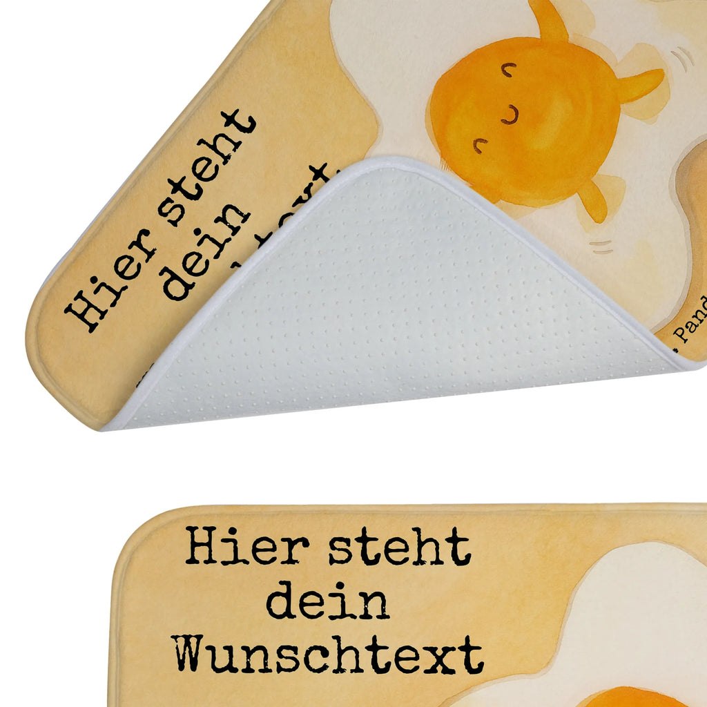 Personalisierte Badematte Spiegelei Ei Design Badvorleger Vintage Mit Namen, Badvorleger Baumwolle Mit Namen, Badematte Rutschfest Mit Namen, Badmatte Waschbar Mit Wunschtext, Webegeschenk mit Firmennamen, Badezimmerteppich Personalisiert, Runder Badvorleger Personalisiert, Badvorleger Groß Mit Wunschtext, Badvorleger Gäste-WC Personalisiert, Badvorleger Weiß Mit Namen, Badteppich Mit Wunschtext, Teppich Fürs Bad Mit Namen, Duschvorleger Mit Namen, Badvorleger Modern Mit Namen, Badvorleger Für Dusche Mit Wunschtext, Badvorleger Klassisch Mit Wunschtext, Badvorleger Mikrofaser Personalisiert, Badvorleger Selbst Gestalten, Werbegeschenk mit Text, Personaliserter Badvorleger, Waschbarer Badvorleger Mit Namen, Bad Fußmatte Personalisiert, Badematte Mit Namen, Badvorleger Mit Bestickung, Badvorleger Gemustert Mit Wunschtext, Rutschfester Badvorleger Mit Namen, Badematten Set Personalisiert, Rechteckiger Badvorleger Mit Namen, Badvorleger Für Badewanne Mit Namen, Weicher Badvorleger Mit Wunschtext, Badgarnitur Mit Wunschtext, Badvorleger Schwarz Mit Wunschtext, Badvorleger Klein Mit Namen, Badvorleger Mit Wunschtext, Badvorleger Mit Gravur, Badvorleger Mit Initialen, Badvorleger Mit Namen, Badvorleger Nachhaltig Mit Namen, Saugfähiger Badvorleger Mit Wunschtext, Badezimmermatte Mit Wunschtext, Badezimmer Matte Mit Namen, Badvorleger Design Mit Gravur, Badläufer Mit Namen, Tiermotive, Gute Laune, lustige Sprüche, Tiere, Ei, Schön, Tag, Liebe, Glücklich, Spiegelei