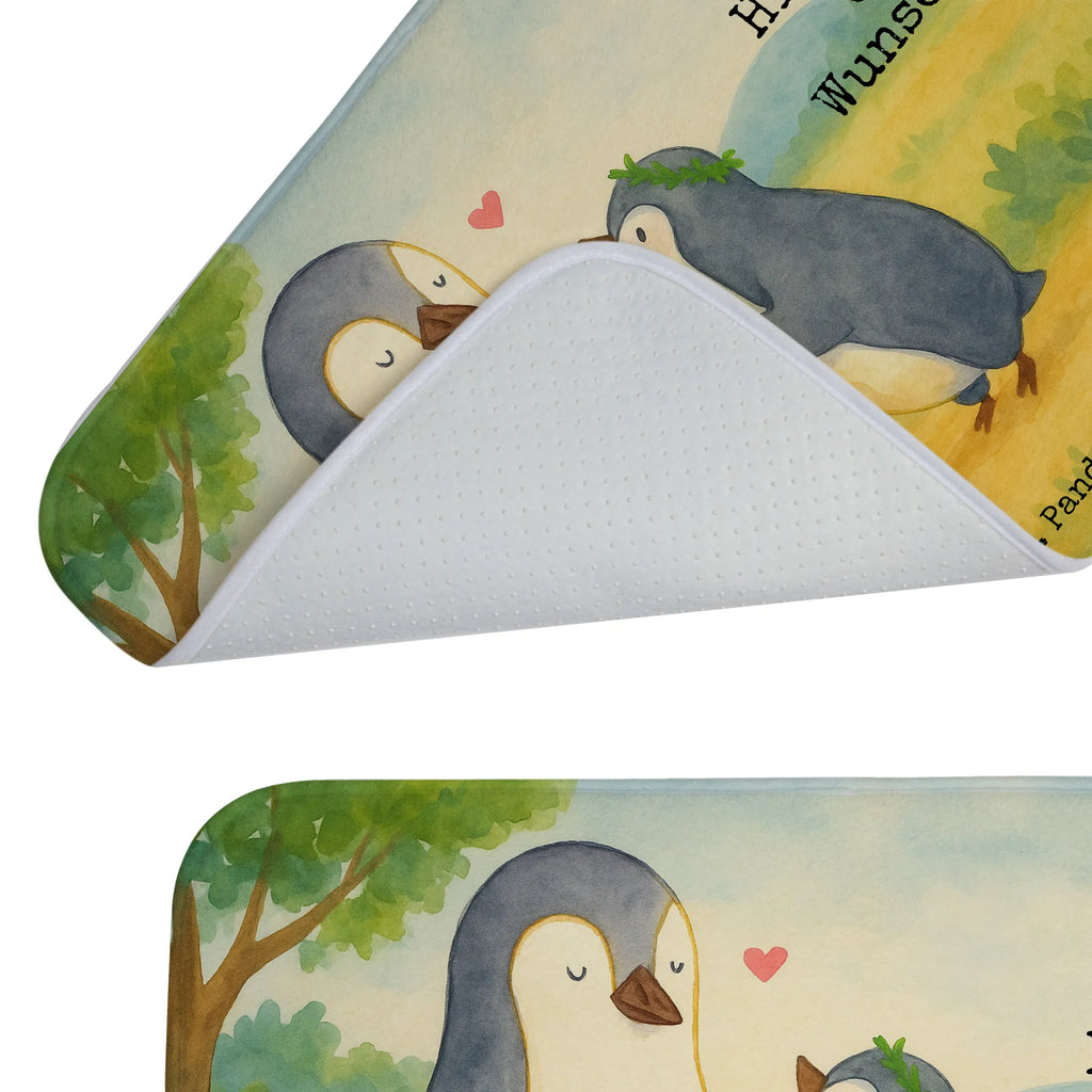 Personalisierte Badematte Pinguin mit Kind Design Badvorleger Mit Initialen, Badvorleger Gäste-WC Personalisiert, Bad Fußmatte Personalisiert, Badteppich Mit Wunschtext, Badvorleger Klein Mit Namen, Badvorleger Groß Mit Wunschtext, Badvorleger Für Dusche Mit Wunschtext, Badvorleger Gemustert Mit Wunschtext, Waschbarer Badvorleger Mit Namen, Badezimmerteppich Personalisiert, Badvorleger Modern Mit Namen, Saugfähiger Badvorleger Mit Wunschtext, Badläufer Mit Namen, Teppich Fürs Bad Mit Namen, Badvorleger Baumwolle Mit Namen, Badvorleger Vintage Mit Namen, Badvorleger Mikrofaser Personalisiert, Personaliserter Badvorleger, Badvorleger Weiß Mit Namen, Badvorleger Selbst Gestalten, Badmatte Waschbar Mit Wunschtext, Rutschfester Badvorleger Mit Namen, Webegeschenk mit Firmennamen, Badematte Mit Namen, Badvorleger Schwarz Mit Wunschtext, Badvorleger Mit Wunschtext, Duschvorleger Mit Namen, Badvorleger Mit Gravur, Badvorleger Design Mit Gravur, Badvorleger Nachhaltig Mit Namen, Badematte Rutschfest Mit Namen, Werbegeschenk mit Text, Badvorleger Mit Namen, Badgarnitur Mit Wunschtext, Badematten Set Personalisiert, Badvorleger Mit Bestickung, Weicher Badvorleger Mit Wunschtext, Badvorleger Klassisch Mit Wunschtext, Rechteckiger Badvorleger Mit Namen, Badezimmermatte Mit Wunschtext, Runder Badvorleger Personalisiert, Badezimmer Matte Mit Namen, Badvorleger Für Badewanne Mit Namen, Familie, Vatertag, Muttertag, Bruder, Schwester, Mama, Papa, Oma, Opa, Geschenk, Mutti, Geburststag, Mutter, Mami