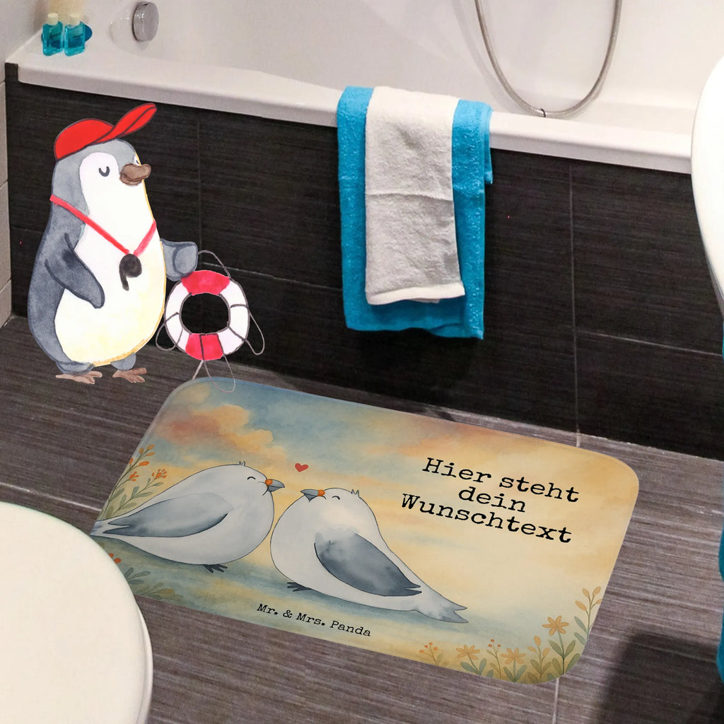Personalisierte Badematte Turteltauben Liebe Design Runder Badvorleger Personalisiert, Badvorleger Klassisch Mit Wunschtext, Badvorleger Nachhaltig Mit Namen, Badvorleger Modern Mit Namen, Badvorleger Für Dusche Mit Wunschtext, Badezimmermatte Mit Wunschtext, Badvorleger Mit Namen, Badezimmer Matte Mit Namen, Webegeschenk mit Firmennamen, Badvorleger Weiß Mit Namen, Badvorleger Klein Mit Namen, Saugfähiger Badvorleger Mit Wunschtext, Badmatte Waschbar Mit Wunschtext, Badvorleger Mit Bestickung, Rutschfester Badvorleger Mit Namen, Badvorleger Schwarz Mit Wunschtext, Badvorleger Gemustert Mit Wunschtext, Rechteckiger Badvorleger Mit Namen, Werbegeschenk mit Text, Badvorleger Baumwolle Mit Namen, Badvorleger Mikrofaser Personalisiert, Badläufer Mit Namen, Badvorleger Mit Initialen, Badvorleger Gäste-WC Personalisiert, Badvorleger Vintage Mit Namen, Weicher Badvorleger Mit Wunschtext, Personaliserter Badvorleger, Badteppich Mit Wunschtext, Badezimmerteppich Personalisiert, Badgarnitur Mit Wunschtext, Badematte Mit Namen, Badematte Rutschfest Mit Namen, Badvorleger Für Badewanne Mit Namen, Badvorleger Selbst Gestalten, Badvorleger Groß Mit Wunschtext, Badvorleger Mit Gravur, Badvorleger Design Mit Gravur, Teppich Fürs Bad Mit Namen, Waschbarer Badvorleger Mit Namen, Bad Fußmatte Personalisiert, Badematten Set Personalisiert, Badvorleger Mit Wunschtext, Duschvorleger Mit Namen, Liebe, Partner, Freund, Freundin, Ehemann, Ehefrau, Heiraten, Verlobung, Heiratsantrag, Liebesgeschenk, Jahrestag, Hocheitstag, Geschenk Freundin, Hochzeitstag, Turteltauben, Geschenk Freund, Verheiratet, Verlobt, Geschenk Hochzeit, Verliebt, Liebesbeweis, Turteltäubchen, Tauben