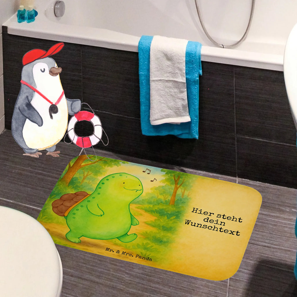 Personalisierte Badematte Schildkröte Pfeifen Design Runder Badvorleger Personalisiert, Badvorleger Mit Wunschtext, Badteppich Mit Wunschtext, Badezimmer Matte Mit Namen, Personaliserter Badvorleger, Duschvorleger Mit Namen, Badvorleger Vintage Mit Namen, Werbegeschenk mit Text, Badvorleger Mit Gravur, Badematten Set Personalisiert, Badvorleger Modern Mit Namen, Badvorleger Mit Bestickung, Badvorleger Weiß Mit Namen, Badvorleger Gäste-WC Personalisiert, Badvorleger Für Dusche Mit Wunschtext, Badvorleger Groß Mit Wunschtext, Badematte Rutschfest Mit Namen, Teppich Fürs Bad Mit Namen, Badvorleger Selbst Gestalten, Badvorleger Mit Initialen, Webegeschenk mit Firmennamen, Badvorleger Klassisch Mit Wunschtext, Saugfähiger Badvorleger Mit Wunschtext, Rechteckiger Badvorleger Mit Namen, Badezimmermatte Mit Wunschtext, Badvorleger Schwarz Mit Wunschtext, Badezimmerteppich Personalisiert, Badgarnitur Mit Wunschtext, Badvorleger Baumwolle Mit Namen, Rutschfester Badvorleger Mit Namen, Bad Fußmatte Personalisiert, Badvorleger Gemustert Mit Wunschtext, Badvorleger Mit Namen, Badläufer Mit Namen, Weicher Badvorleger Mit Wunschtext, Badmatte Waschbar Mit Wunschtext, Badvorleger Design Mit Gravur, Badvorleger Für Badewanne Mit Namen, Badvorleger Mikrofaser Personalisiert, Badematte Mit Namen, Badvorleger Nachhaltig Mit Namen, Badvorleger Klein Mit Namen, Waschbarer Badvorleger Mit Namen, Schildkröte, Schildi, Depression, Lebensfreude, fröhlich, Trennung, Neuanfang, Glück, Motivation, Schildkröten