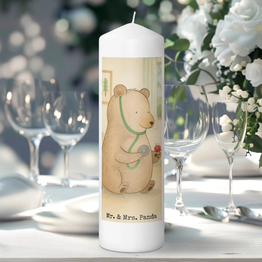 świeca niedźwiedź lekarz Design Kerze Für Weihnachten, Stearin­kerze, Sojawachskerze, Kerze Mit Namensgravur, Tafelkerze, Handgemachte Kerze, Tischkerze, Kerze Für Hochzeit, Andachtskerze, Kerze Als Gastgeschenk, Kerze Für Taufe, Grablicht, Glas-Kerze, Teelicht, Kerze Mit Fotoeinleger, Metall-Kerze, Dinnerkerze, Votivkerze, Stumpenkerzen-Set, Kerze Mit Duft, Kerze Für Ostern, Trauerkerze, Kerze Mit Prägung, Kerze Für Advent, Duftkerze, Outdoor-Kerze, Stabkerze, Blockkerze, Bio-Kerze, Kerze Mit Motiv, Kerze Ohne Duft, Streukerze, Grabkerze, Stumpenkerze, Kerze Mit Spruch, Kerze Für Geburtstag, Fair-Trade-Kerze, Gedenkkerze, Kerze Für Kommunion, Gartenkerze, Laternenkerze, Dinnerkerzenpaar, Kerze Mit Gravur, Kerze Für Firmung, Handgegossene Kerze, Kerze, Bär, Teddy, Teddybär, Arzt, Ärztin, Professorin, Doktorin, Professor, Doktor