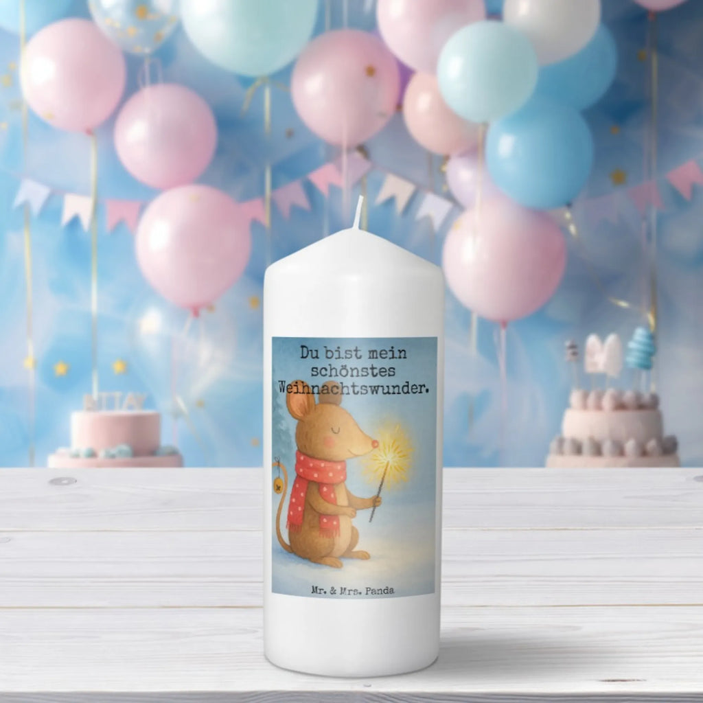 świeca mysz Boże Narodzenie Design Dekokerze, Osterkerze, Stumpenkerze, Dinnerkerze, Tischkerze, Kommunionskerze, Geburtskerze, Erinnerungskerze, Adventskerze, Tafelkerze, Zylinderkerze, Kerze Mit Spruch, Bedruckte Kerze, Dekorative Kerze, Schmuckkerze, Wunschkerze, Gartenkerze, Weihnachtskerze, Grosse Kerze, Erinnerungslicht, Handgemachte Kerze, Geburtstagskerze, Wachskerze, Laternenkerze, Hochzeitskerze, Blockkerze, Kerze Mit Motiv, Advent, Weihnachten, Nikolaus, Wintermotiv, Weihnachtsdeko, Heiligabend, Winter, Frohe Weihnachten, Weihnachtsmotiv, Mäuschen, Weihnachtsgruß, Weihnachtswunder, Maus