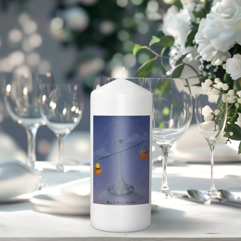 Kerze Sternzeichen Waage Design Kerze Für Firmung, Kerze Mit Namensgravur, Sojawachskerze, Tafelkerze, Kerze Mit Duft, Laternenkerze, Dinnerkerzenpaar, Andachtskerze, Stumpenkerzen-Set, Kerze Für Taufe, Kerze Ohne Duft, Fair-Trade-Kerze, Streukerze, Stearin­kerze, Kerze Mit Fotoeinleger, Bio-Kerze, Kerze, Duftkerze, Kerze Mit Prägung, Votivkerze, Handgemachte Kerze, Metall-Kerze, Kerze Mit Spruch, Kerze Für Hochzeit, Kerze Für Weihnachten, Grablicht, Handgegossene Kerze, Stabkerze, Kerze Für Kommunion, Kerze Mit Motiv, Tischkerze, Gedenkkerze, Dinnerkerze, Glas-Kerze, Outdoor-Kerze, Kerze Für Geburtstag, Kerze Als Gastgeschenk, Kerze Für Ostern, Blockkerze, Kerze Für Advent, Teelicht, Stumpenkerze, Kerze Mit Gravur, Grabkerze, Gartenkerze, Trauerkerze, Tierkreiszeichen, Sternzeichen, Horoskop, Astrologie, Aszendent, Geburtstag Oktober, Biene, Hummel, Marienkäfer, Geschenk September, Gleichgewicht, Waage, Geburtstag September, Waage Geschenk, Geschenk Oktober, Waage Sternzeichen