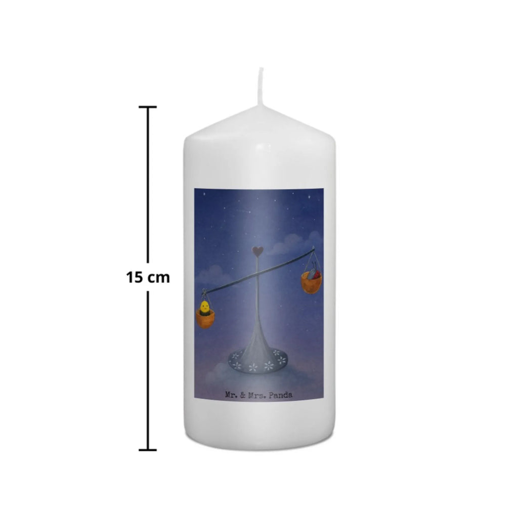 Kerze Sternzeichen Waage Design Kerze Für Firmung, Kerze Mit Namensgravur, Sojawachskerze, Tafelkerze, Kerze Mit Duft, Laternenkerze, Dinnerkerzenpaar, Andachtskerze, Stumpenkerzen-Set, Kerze Für Taufe, Kerze Ohne Duft, Fair-Trade-Kerze, Streukerze, Stearin­kerze, Kerze Mit Fotoeinleger, Bio-Kerze, Kerze, Duftkerze, Kerze Mit Prägung, Votivkerze, Handgemachte Kerze, Metall-Kerze, Kerze Mit Spruch, Kerze Für Hochzeit, Kerze Für Weihnachten, Grablicht, Handgegossene Kerze, Stabkerze, Kerze Für Kommunion, Kerze Mit Motiv, Tischkerze, Gedenkkerze, Dinnerkerze, Glas-Kerze, Outdoor-Kerze, Kerze Für Geburtstag, Kerze Als Gastgeschenk, Kerze Für Ostern, Blockkerze, Kerze Für Advent, Teelicht, Stumpenkerze, Kerze Mit Gravur, Grabkerze, Gartenkerze, Trauerkerze, Tierkreiszeichen, Sternzeichen, Horoskop, Astrologie, Aszendent, Geburtstag Oktober, Biene, Hummel, Marienkäfer, Geschenk September, Gleichgewicht, Waage, Geburtstag September, Waage Geschenk, Geschenk Oktober, Waage Sternzeichen