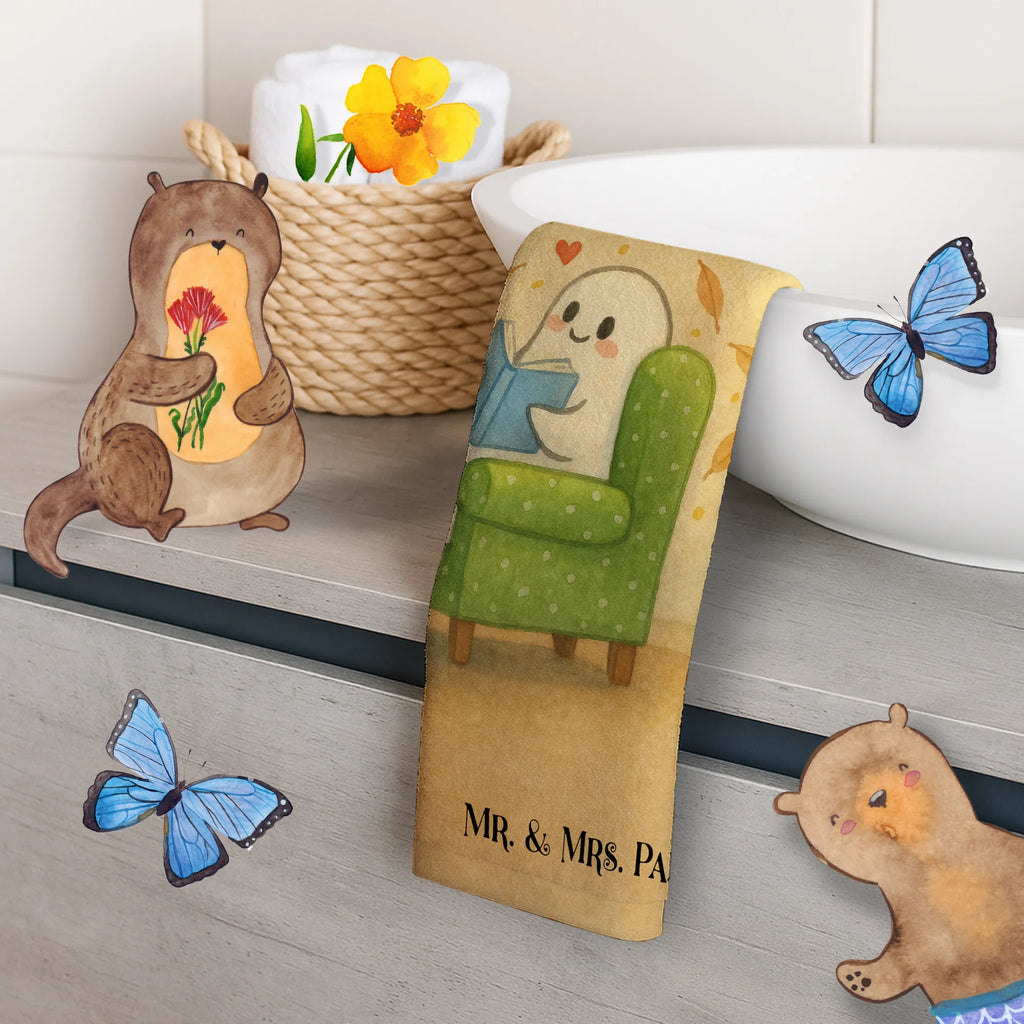 Guest towel Ghost Book Design Kleines Handtuch, Gästehandtuch Strapazierfähig, Gästehandtuch Mit Bordüre, Gästehandtuch Schwarz, Gästehandtuch Weiß, Gästehandtuch Pflegeleicht, Gästehandtuch Baumwolle, Gästehandtuch Bunt, Gästehandtuch Nachhaltig, Gästehandtuch Klassisch, Gästehandtuch Set, Gästehandtuch Bio Baumwolle, Gästehandtuch, Gästehandtuch Ökologisch, Gästehandtuch Bad, Handtuch Klein, Gäste-Tuch, Gästehandtuch Waschbar, Gästehandtuch Modern, Handtuch Gästeformat, Gästehandtuch Mit Muster, Handtuch Für Gäste-WC, Gästehandtuch Hochwertig, Gästehandtuch Weich, Gästehandtuch Für Hotels, Handtuch Für Toilette, Gästehandtuch 30x50, Gästehandtuch Saugfähig, Handtuch Gästezimmer, Waschhandtuch, Handtuch Für Gäste, Gästehandtuch Beige, Gästehandtücher, Gästehandtuch Grau, Gästehandtuch Badezimmer, Gästehandtuch Schnell Trocknend, Halloween, Deko, Martinssingen, Dekoration, Geschenke, Schenken, gemütlich, Buch, Gespenst, Herbst