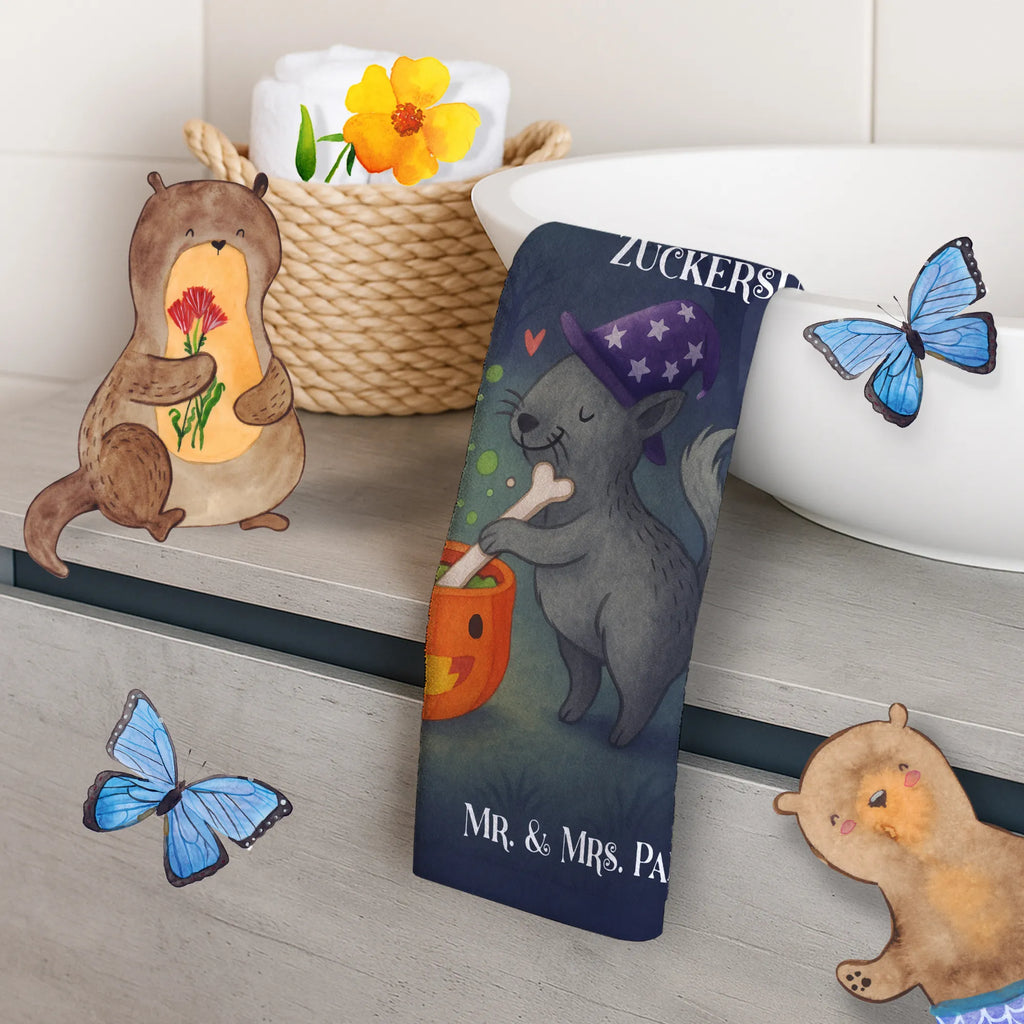 Gästehandtuch Kater Hexenkessel Design Gästehandtuch Modern, Gästehandtuch Weich, Gästehandtuch Klassisch, Gästehandtuch Grau, Handtuch Gästeformat, Gästehandtuch Für Hotels, Handtuch Klein, Gästehandtuch Bunt, Handtuch Für Gäste-WC, Handtuch Für Gäste, Gästehandtuch, Gästehandtuch Schwarz, Gästehandtuch Bad, Kleines Handtuch, Gästehandtuch Saugfähig, Gästehandtuch Ökologisch, Gästehandtuch Schnell Trocknend, Gästehandtuch Strapazierfähig, Gästehandtuch Beige, Gästehandtuch Nachhaltig, Gästehandtuch Set, Gästehandtuch Mit Muster, Handtuch Für Toilette, Gästehandtuch Bio Baumwolle, Gästehandtuch Pflegeleicht, Gästehandtuch Hochwertig, Waschhandtuch, Gästehandtuch Badezimmer, Handtuch Gästezimmer, Gästehandtuch Baumwolle, Gästehandtuch Mit Bordüre, Gäste-Tuch, Gästehandtuch Weiß, Gästehandtücher, Gästehandtuch Waschbar, Gästehandtuch 30x50, Halloween, Deko, Martinssingen, Dekoration, Geschenke, Schenken, Hexenkessel, Hexe, Zaubertrank, Zaubern, Kater